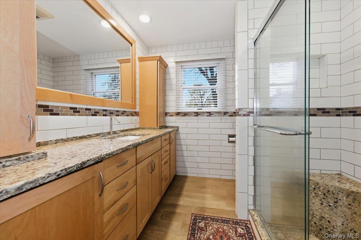 #12 photo, 26 Carman Avenue, מחוז נסאו Cedarhurst , NY 11516