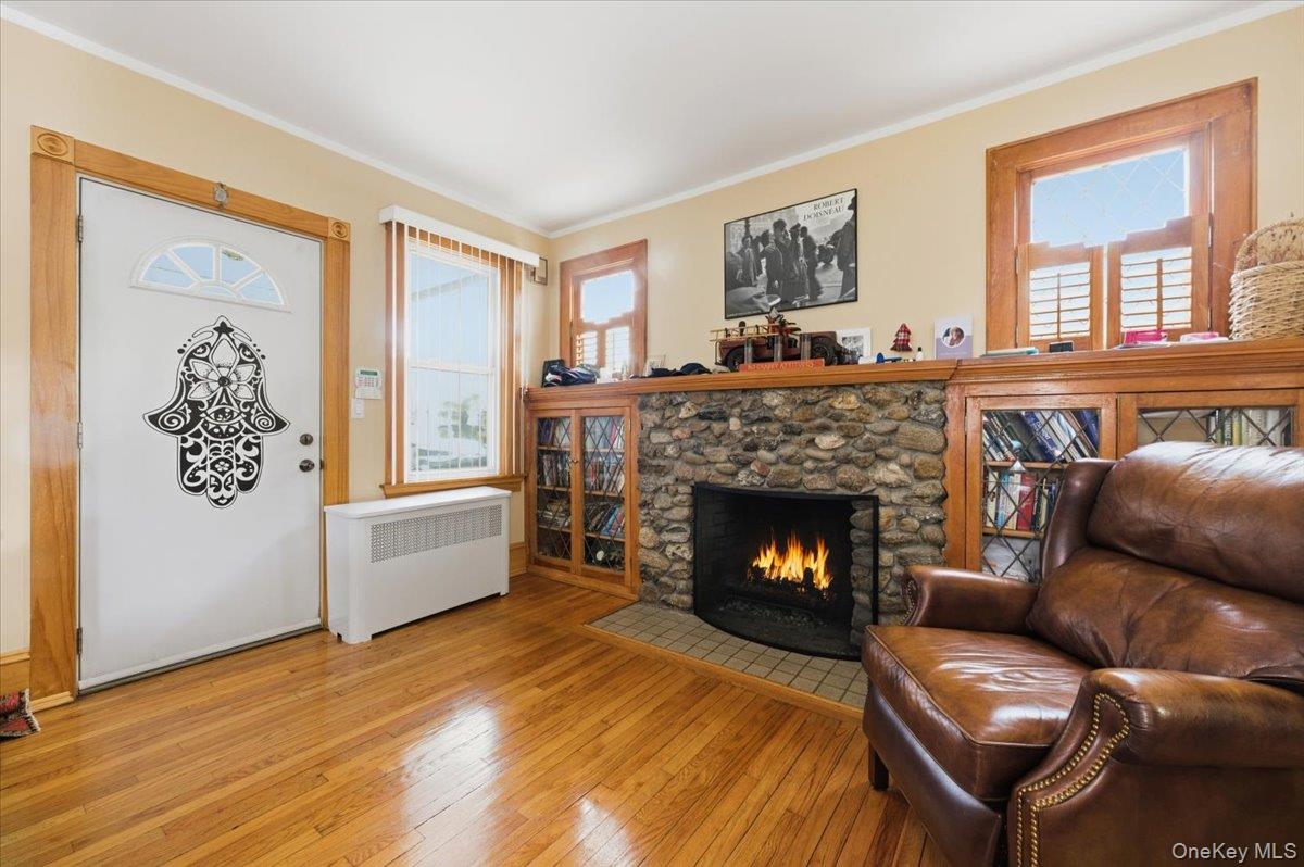 #3 photo, 26 Carman Avenue, מחוז נסאו Cedarhurst , NY 11516