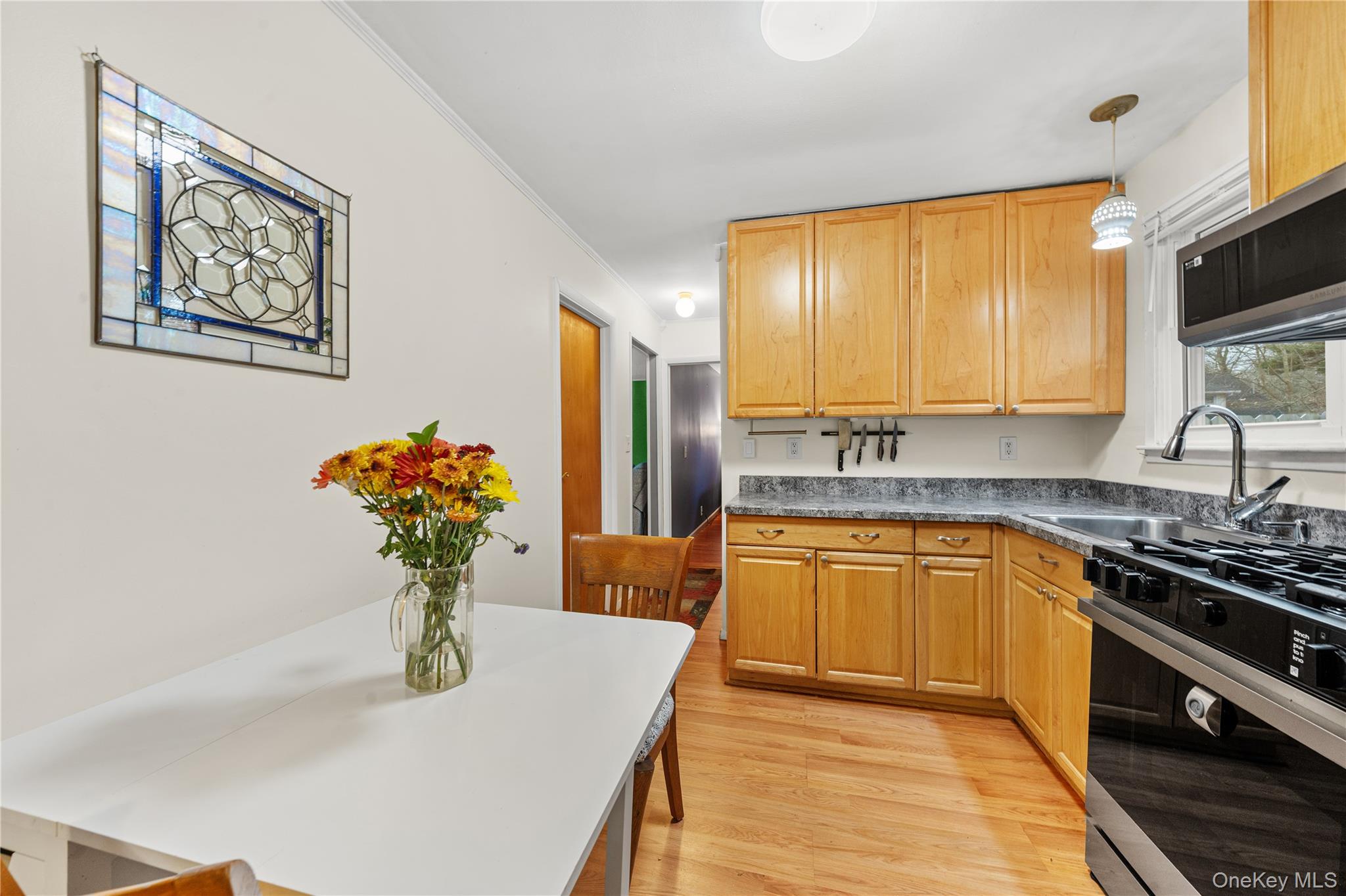 #11 photo, 155 Patchogue Avenue, 롱 아일랜드 Mastic , NY 11950