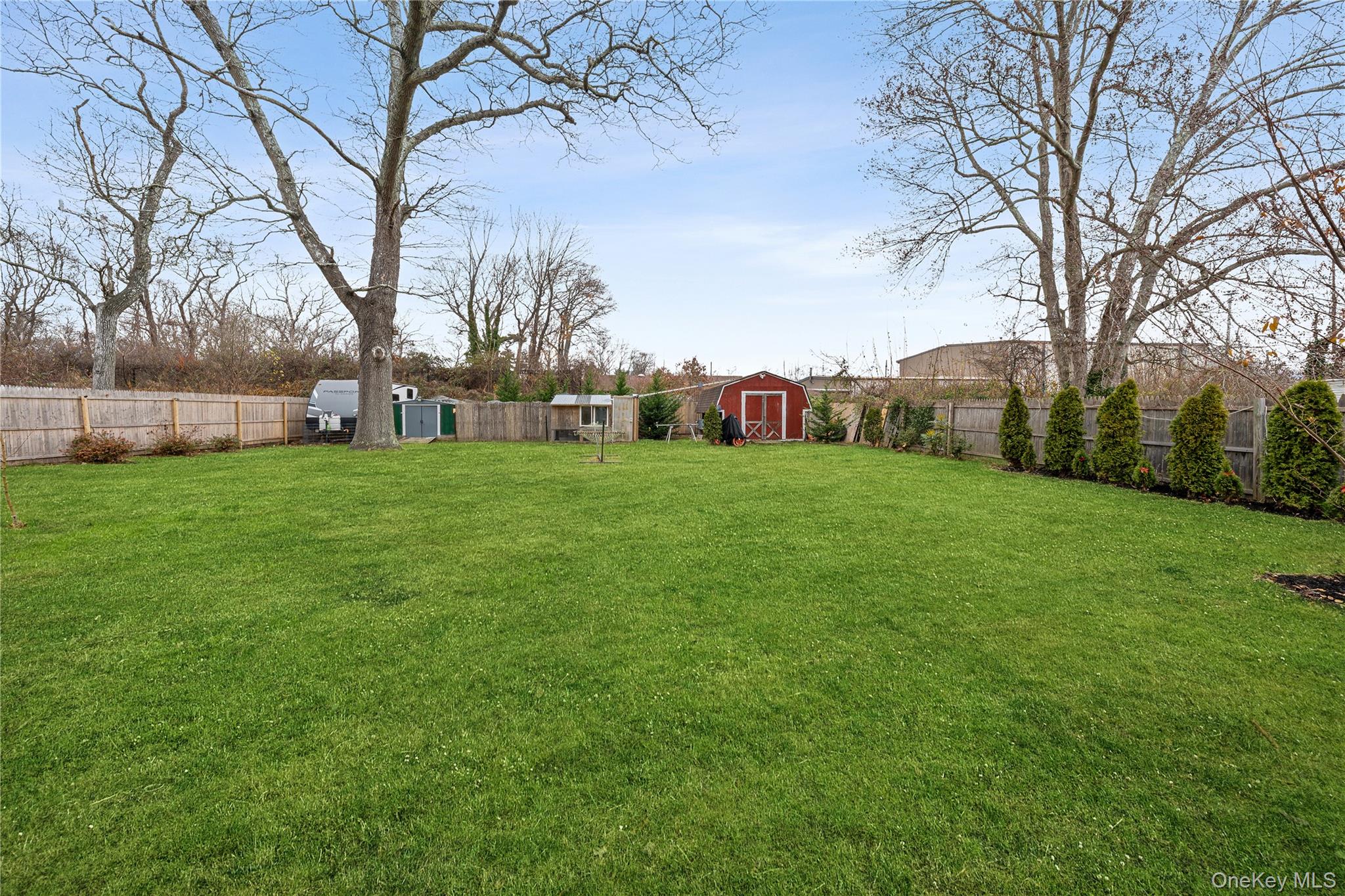 #16 photo, 155 Patchogue Avenue, 롱 아일랜드 Mastic , NY 11950