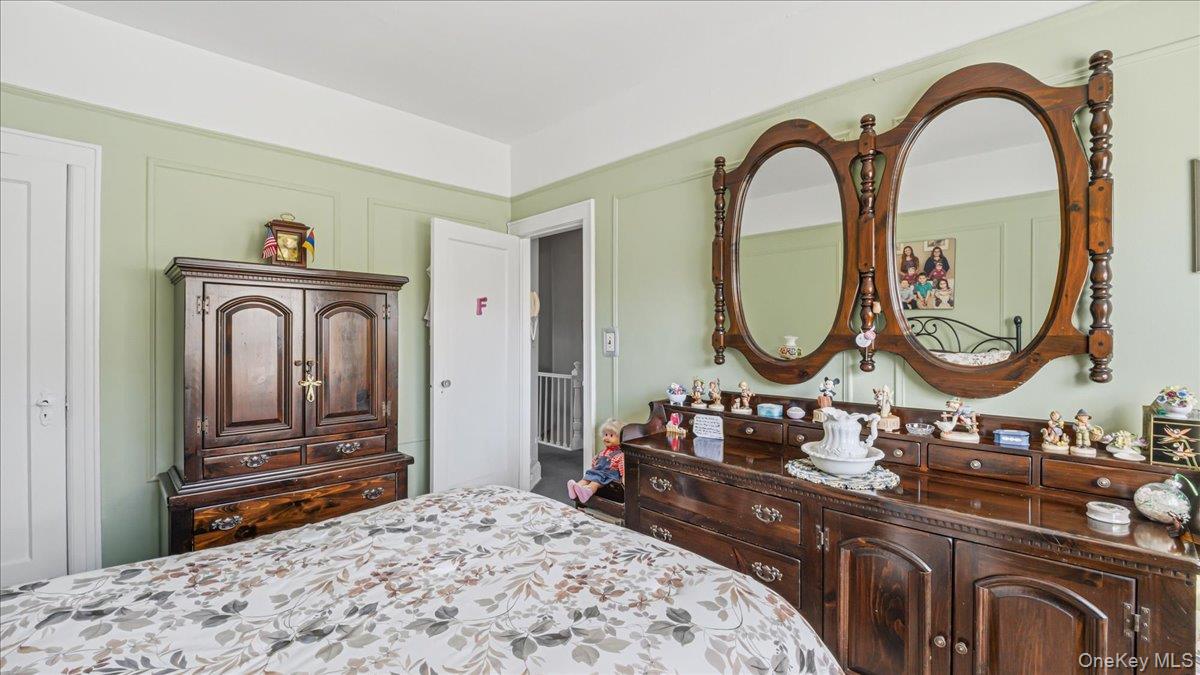 #14 photo, 52-61 66th Street, Maspeth , NY 11378