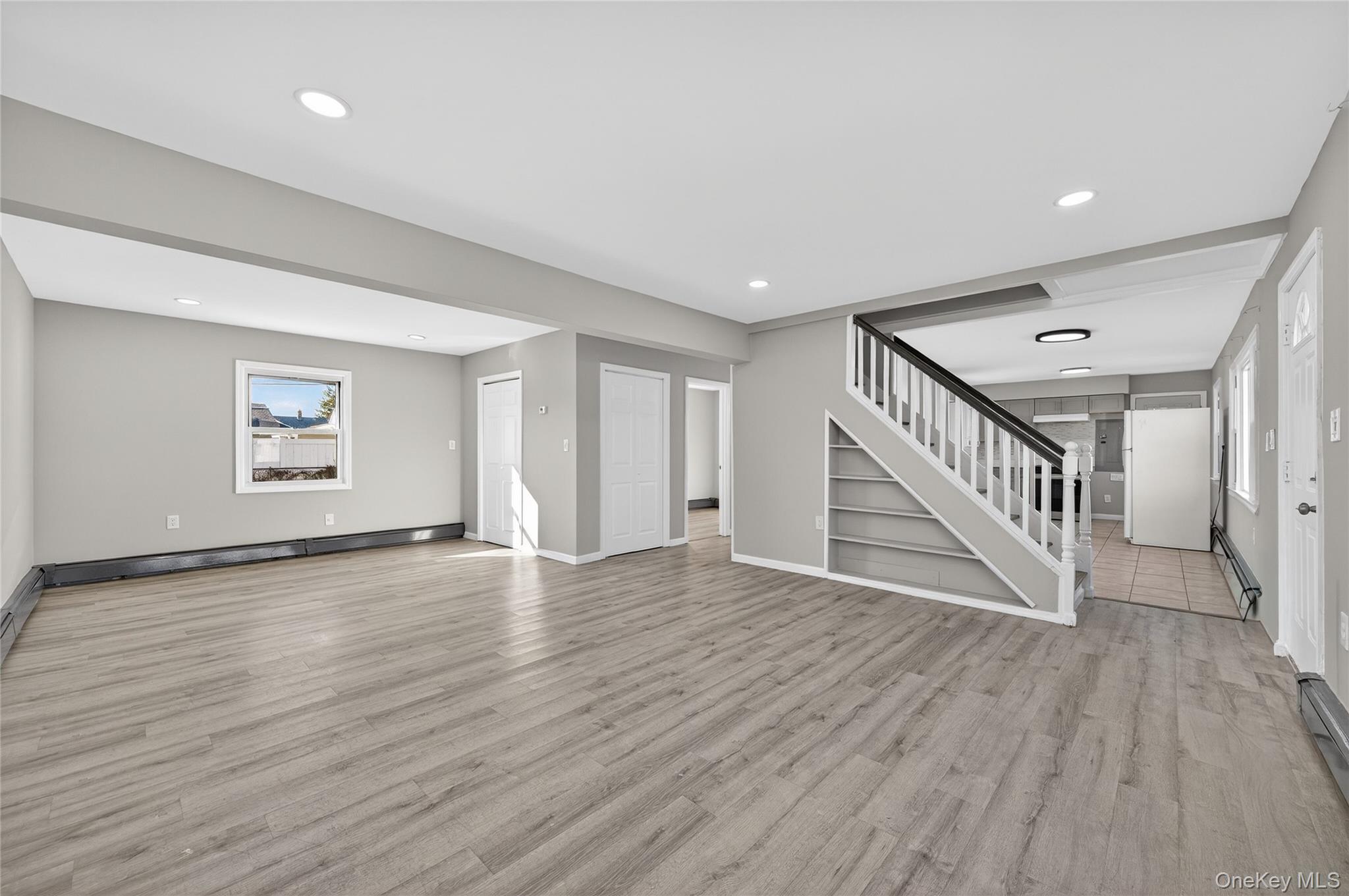 #3 photo, 28 Candle Lane, 长岛 Levittown , NY 11756