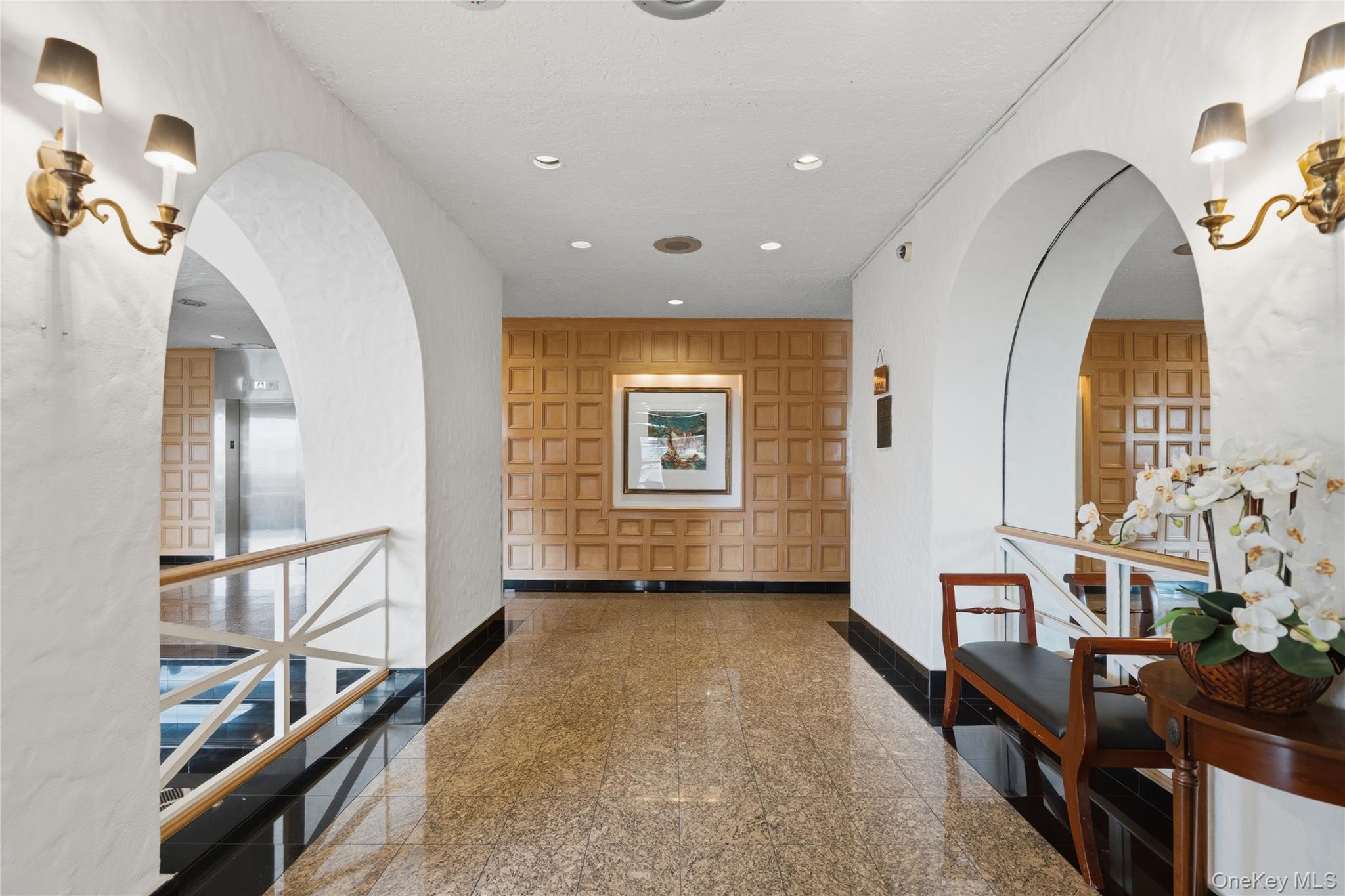 #8 photo, 18-15 215th Street, 皇后区 Bayside , NY 11360