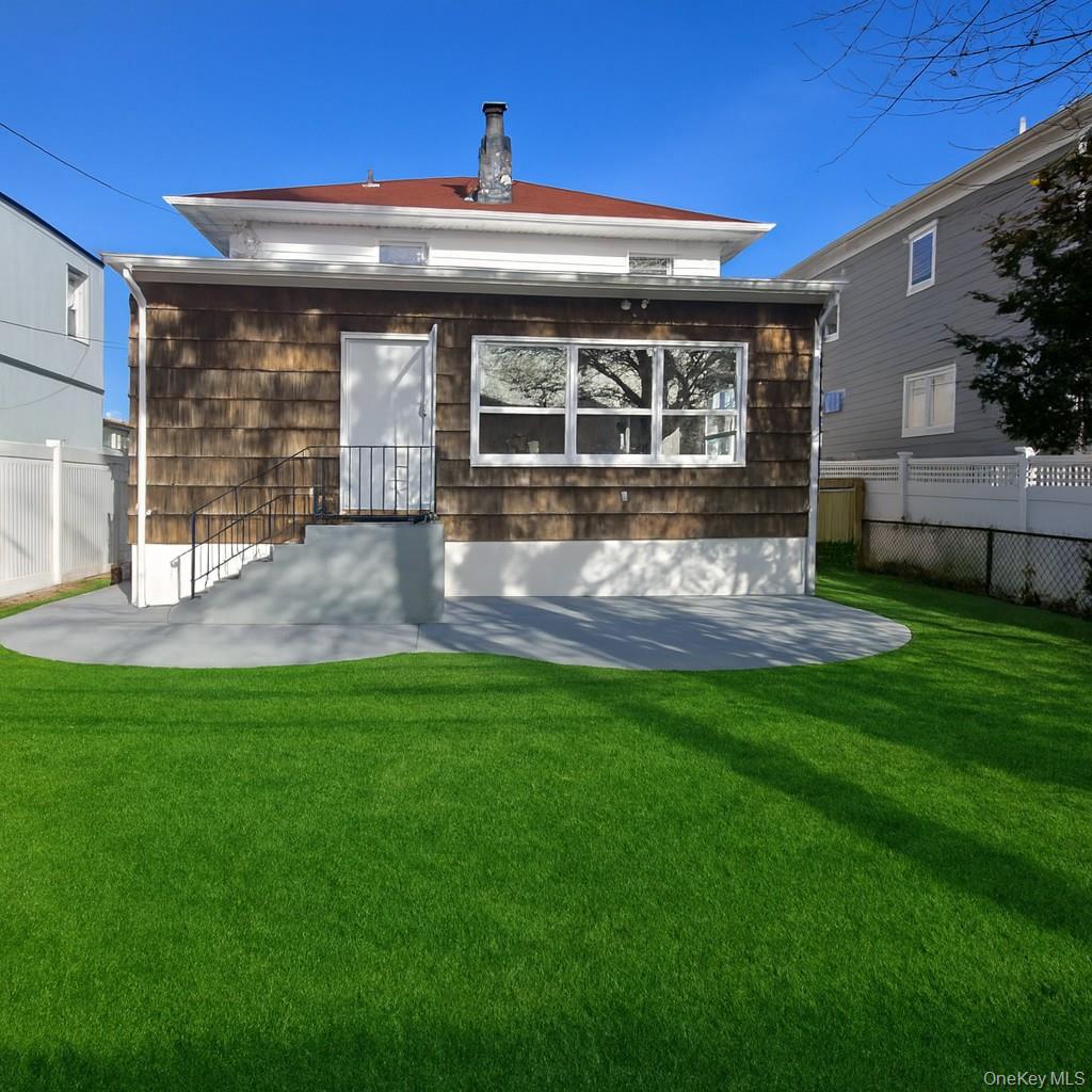 #4 photo, 540 E State Street, ناسو Long Beach , NY 11561