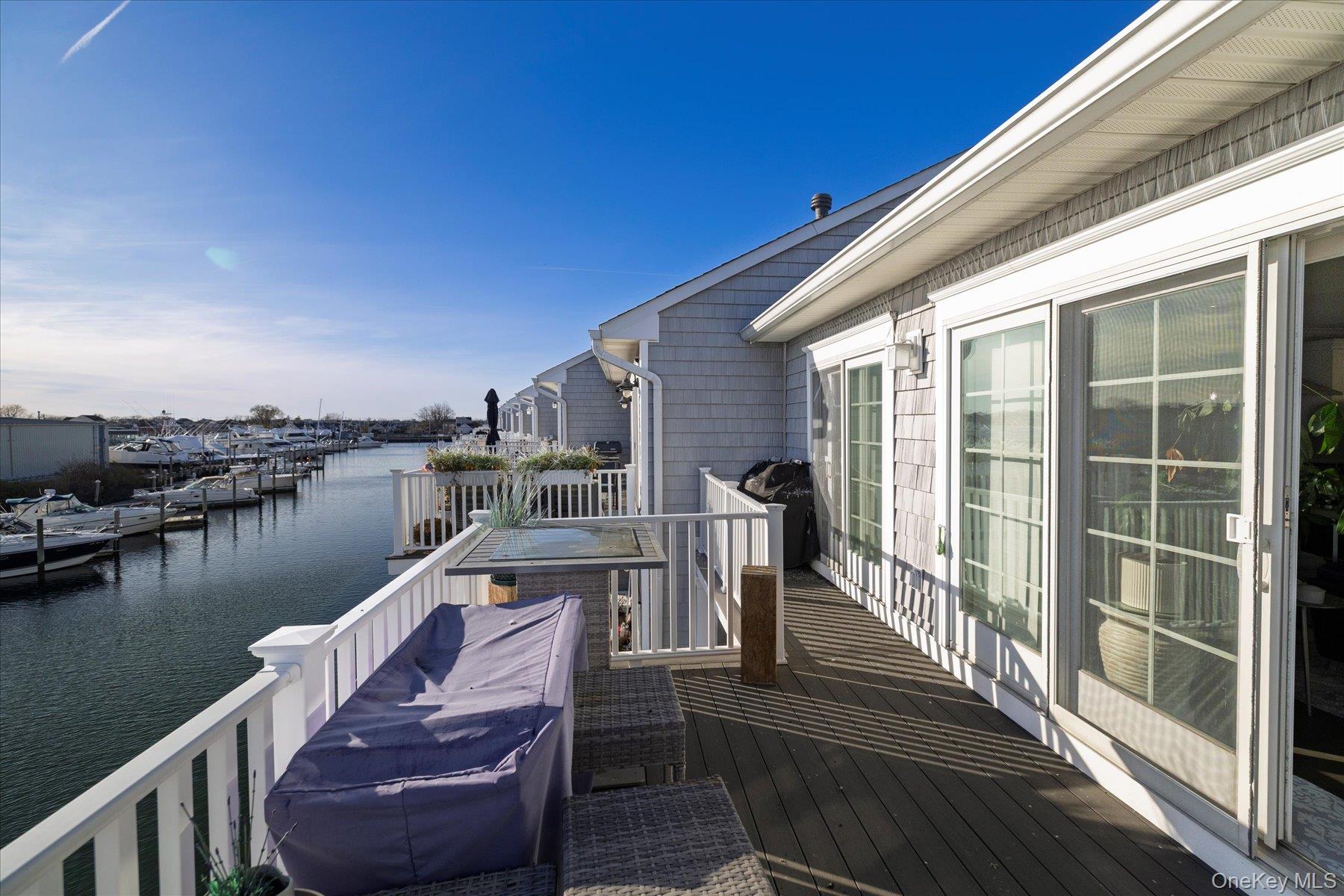 #18 photo, 54 Ocean Watch Court, 长岛 Freeport , NY 11520