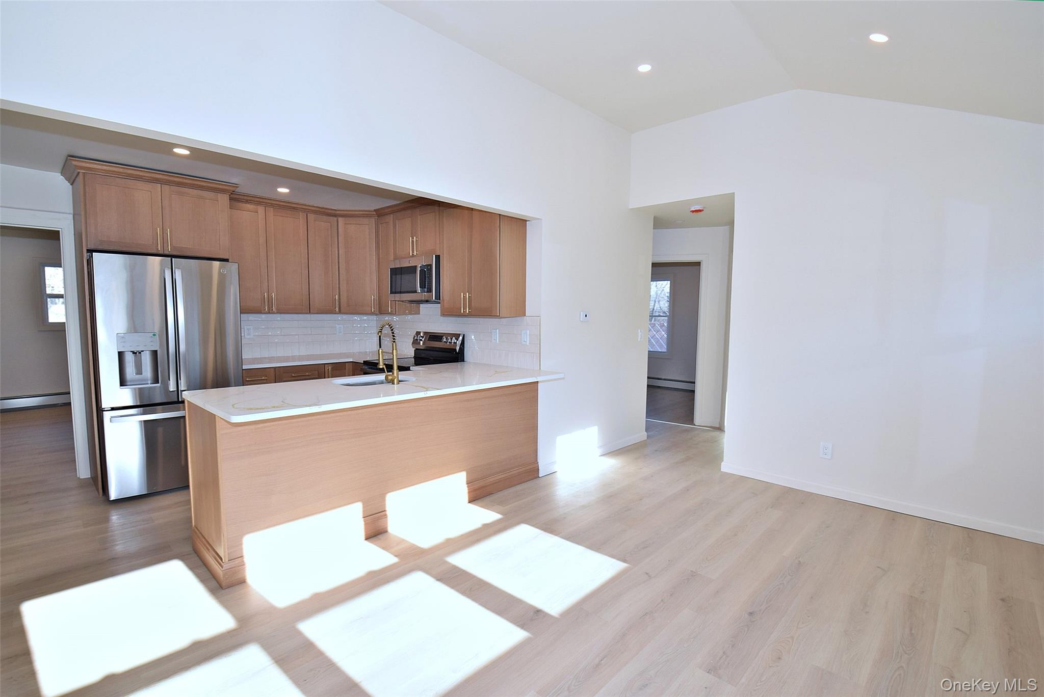 #10 photo, 371 Oceanside Street, সাফোক কাউন্টি Islip Terrace , NY 11752