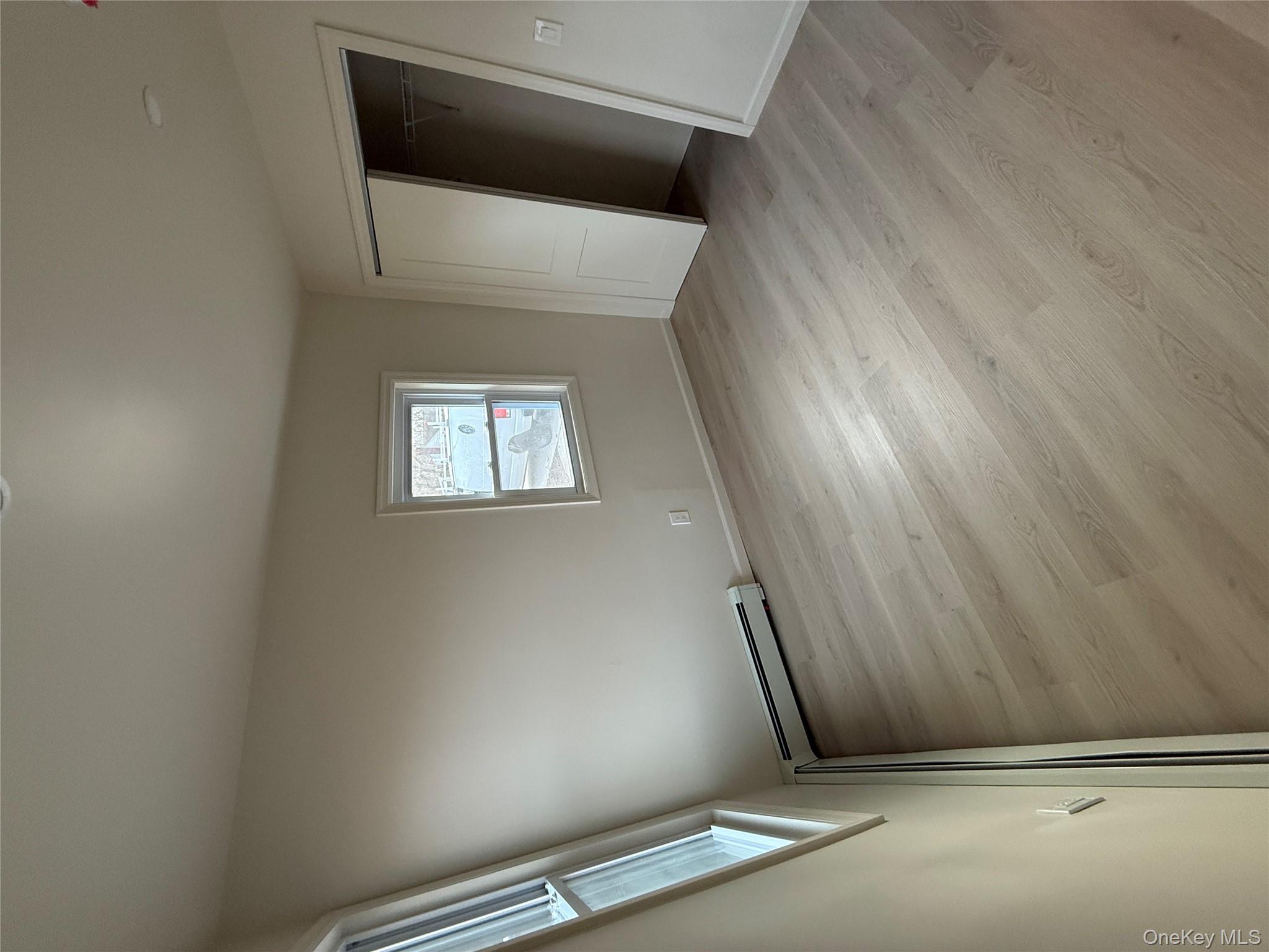 #4 photo, 371 Oceanside Street, Islip Terrace , NY 11752