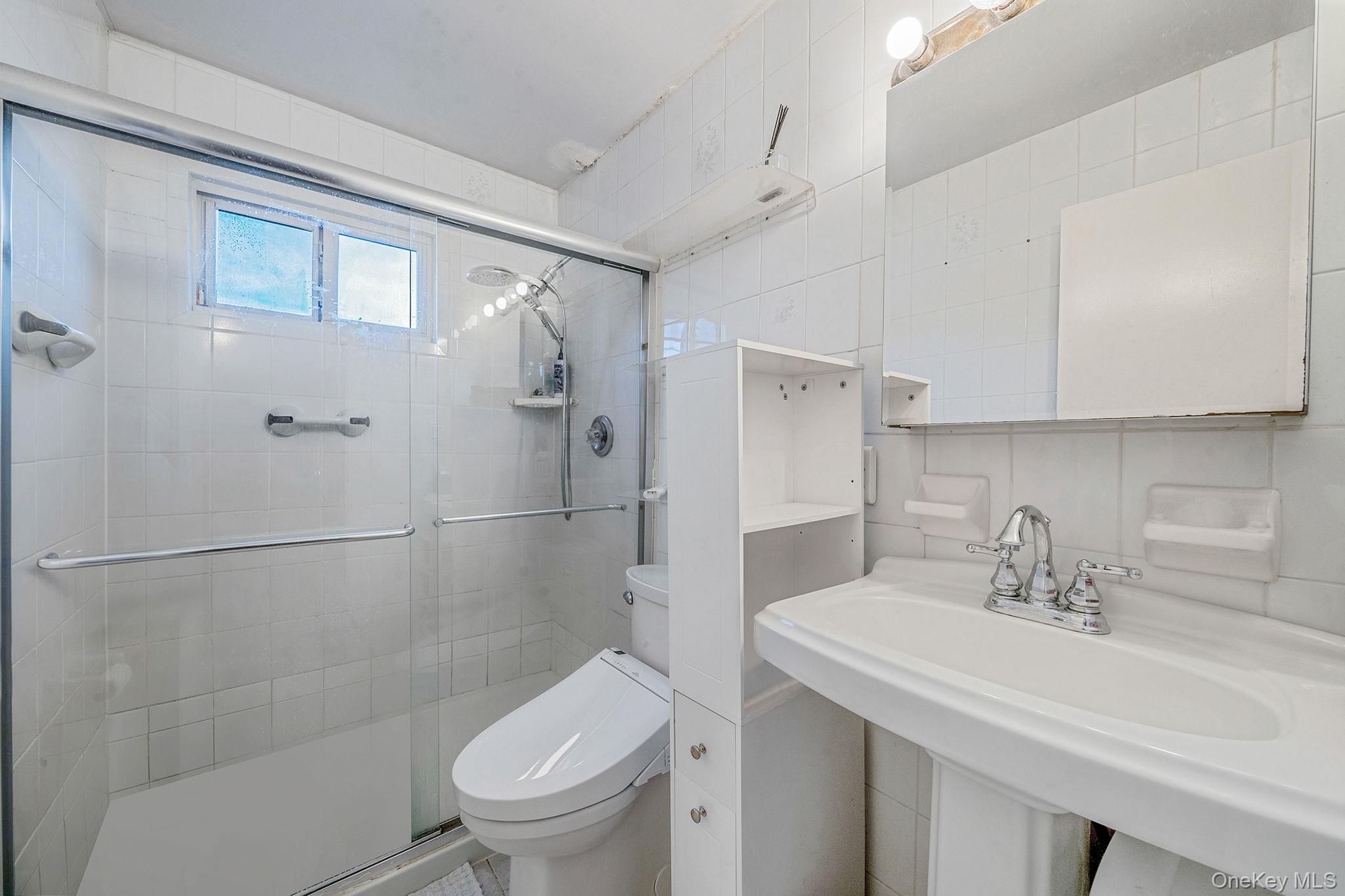 #18 photo, 170 Grand Boulevard, Brentwood , NY 11717