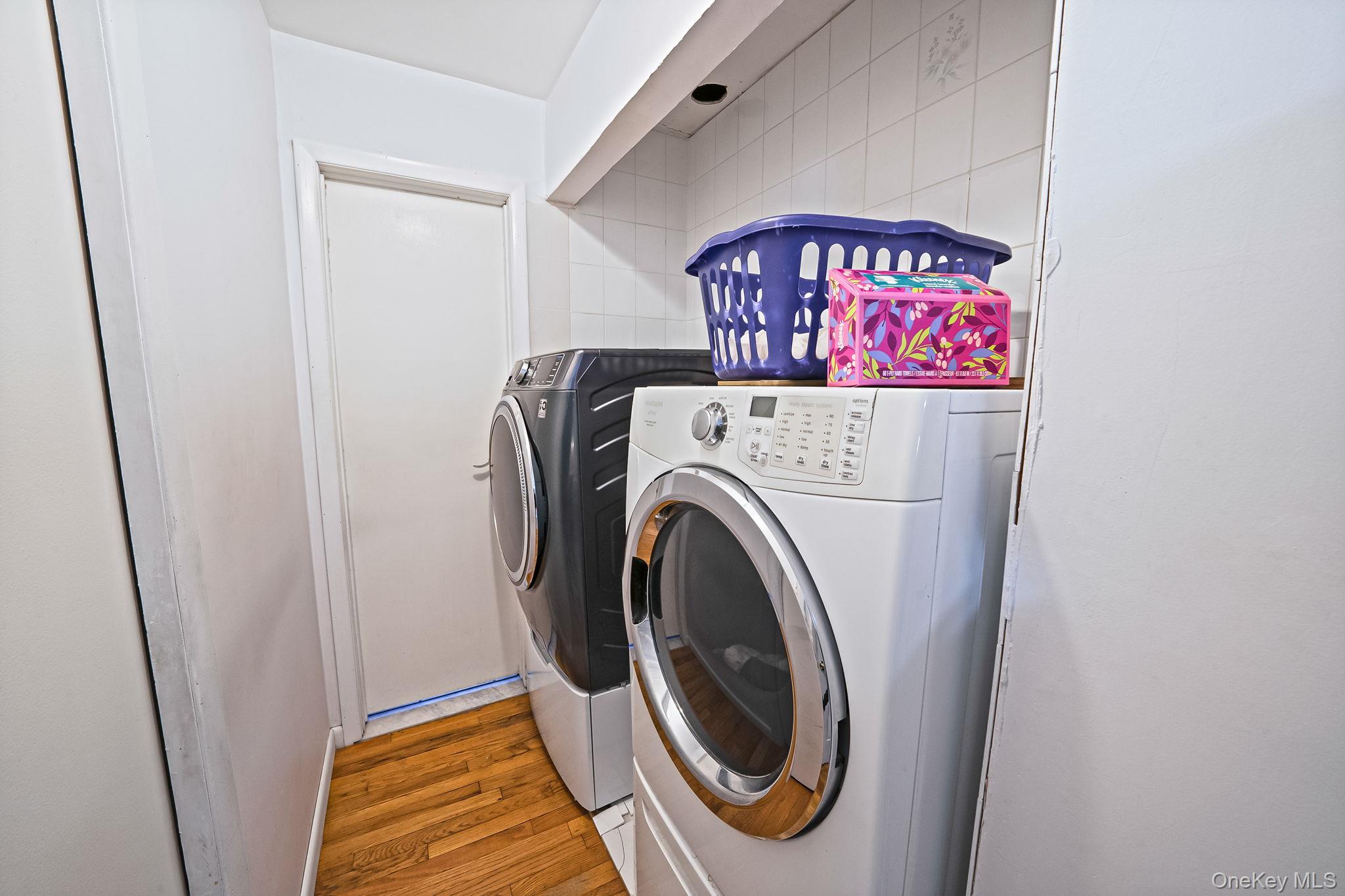 #19 photo, 170 Grand Boulevard, Brentwood , NY 11717