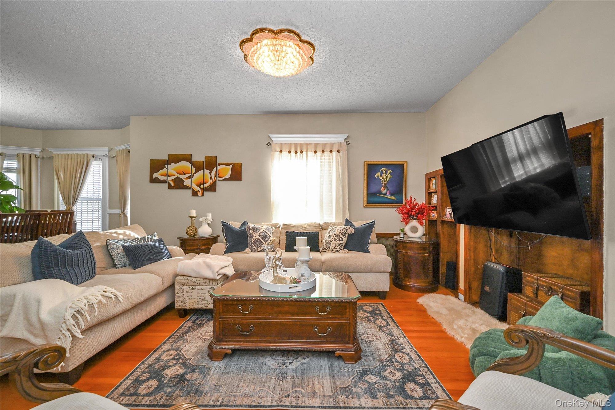 #5 photo, 8817 190th Street, कुईंस Hollis , NY 11423