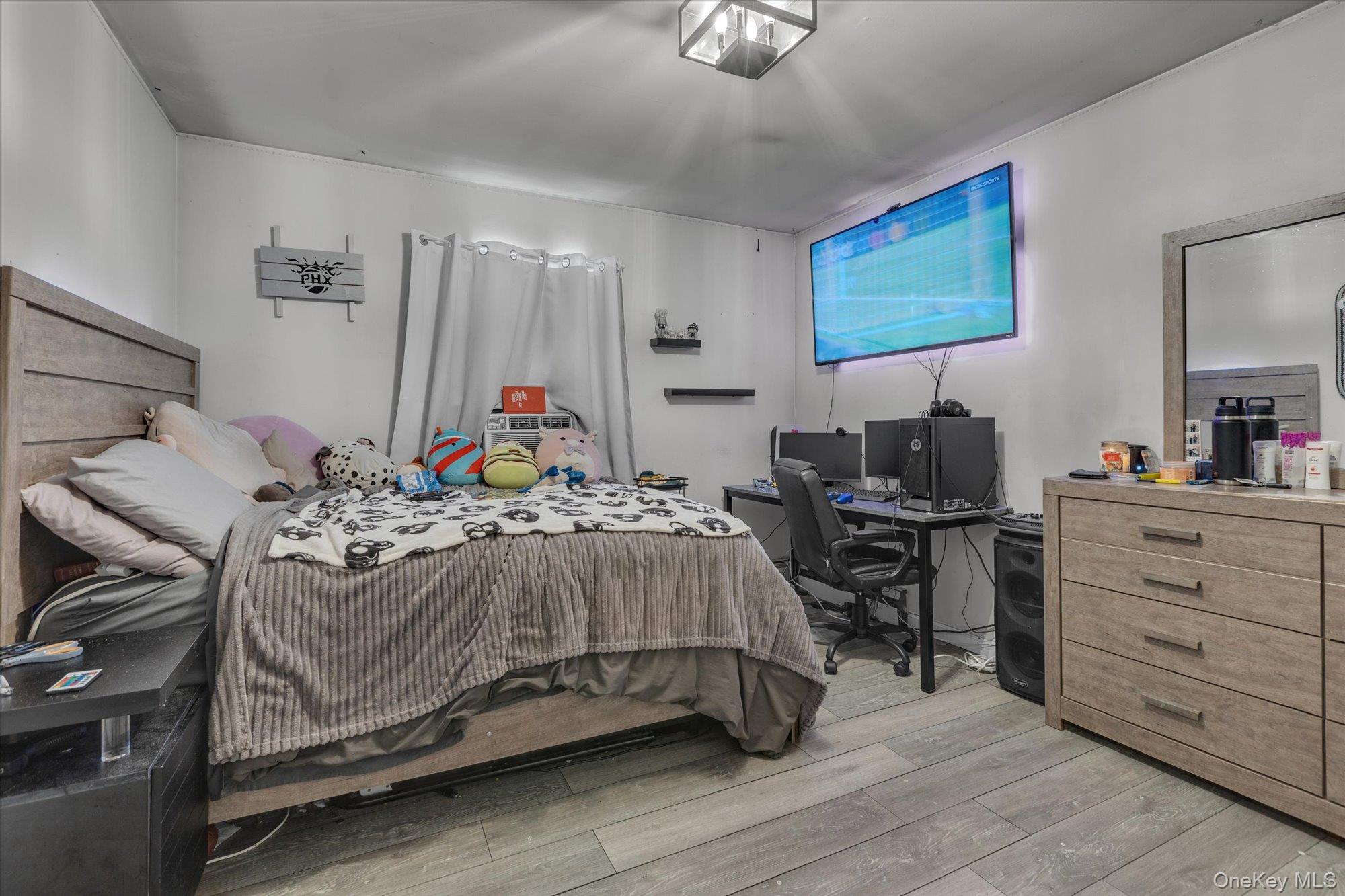 #8 photo, 17 Ostend Circle, Shirley , NY 11967