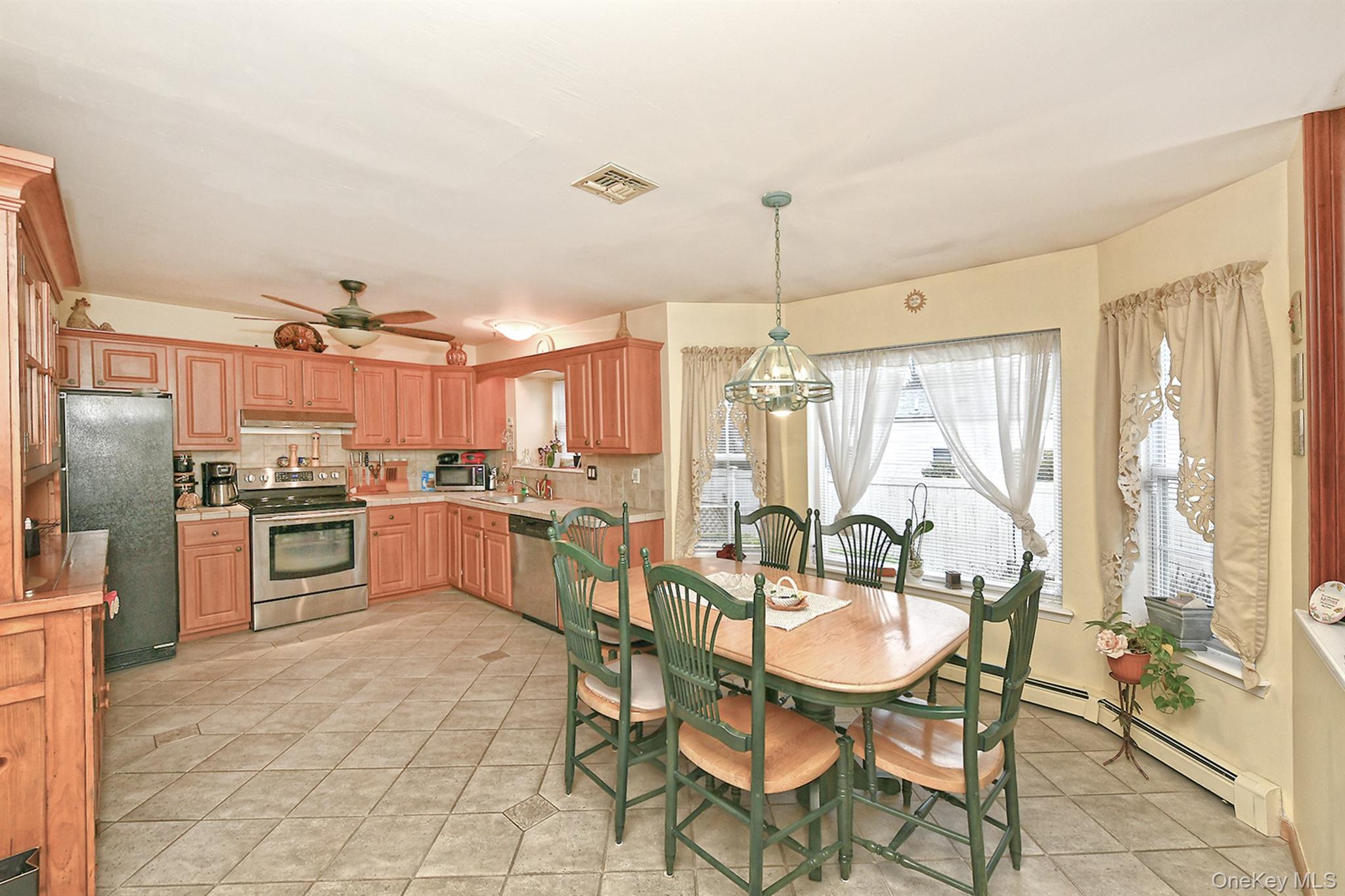 #10 photo, 63 Corbin Avenue, 롱 아일랜드 East Patchogue , NY 11772