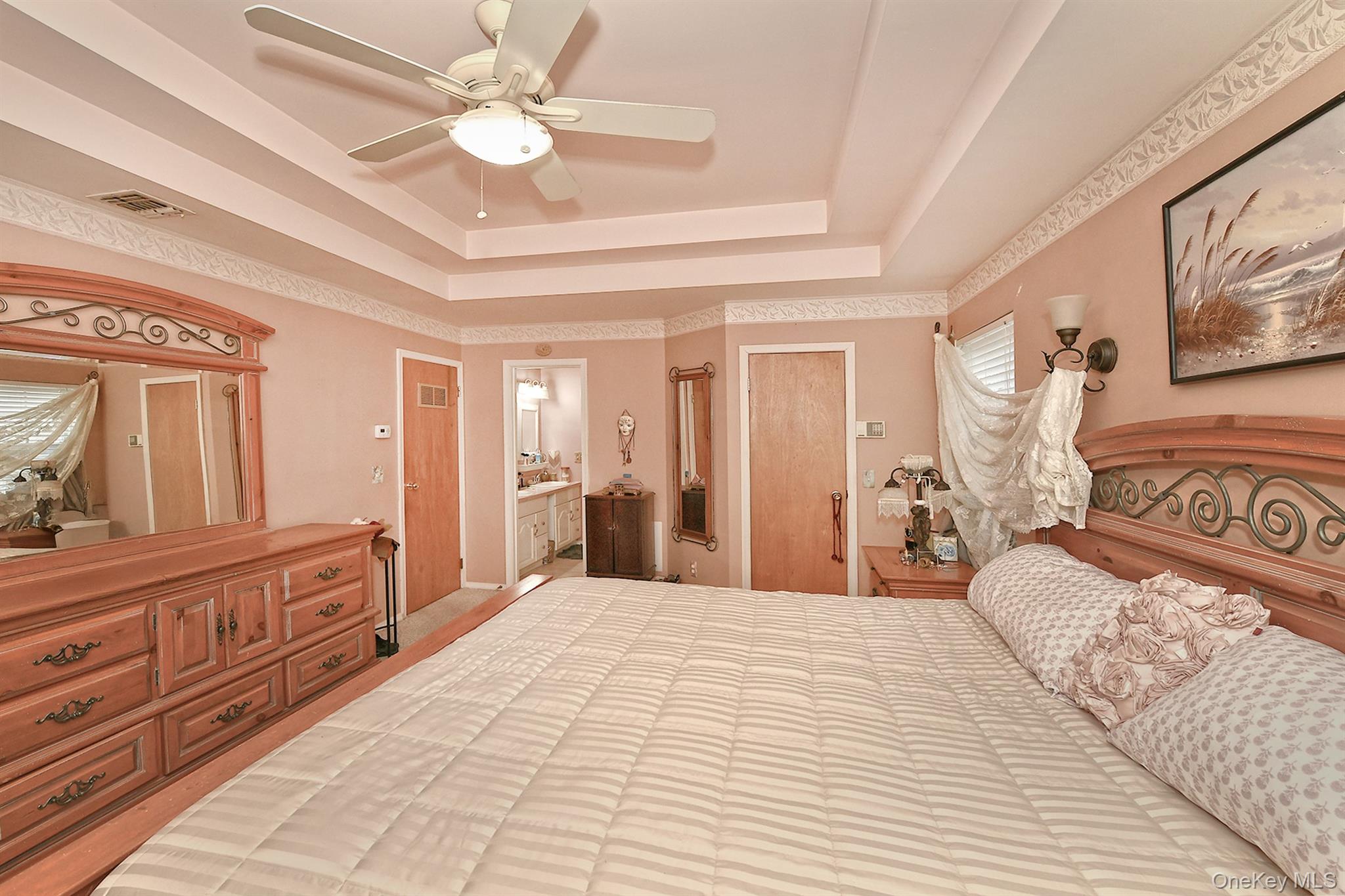 #13 photo, 63 Corbin Avenue, 롱 아일랜드 East Patchogue , NY 11772