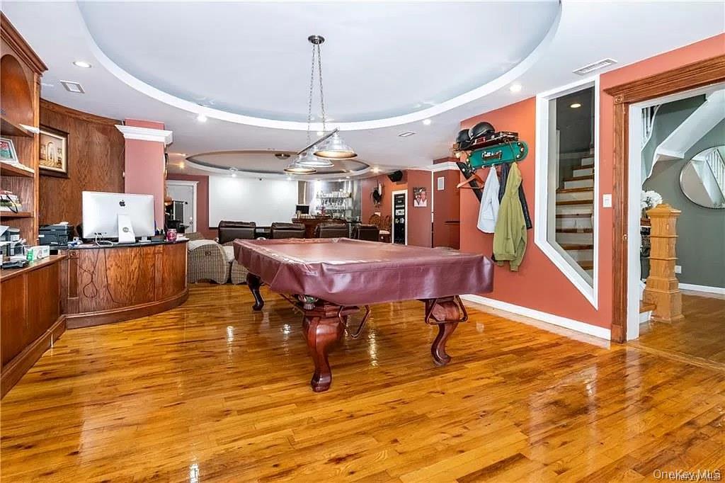 #8 photo, 610 City Island Avenue, Bronx , NY 10464