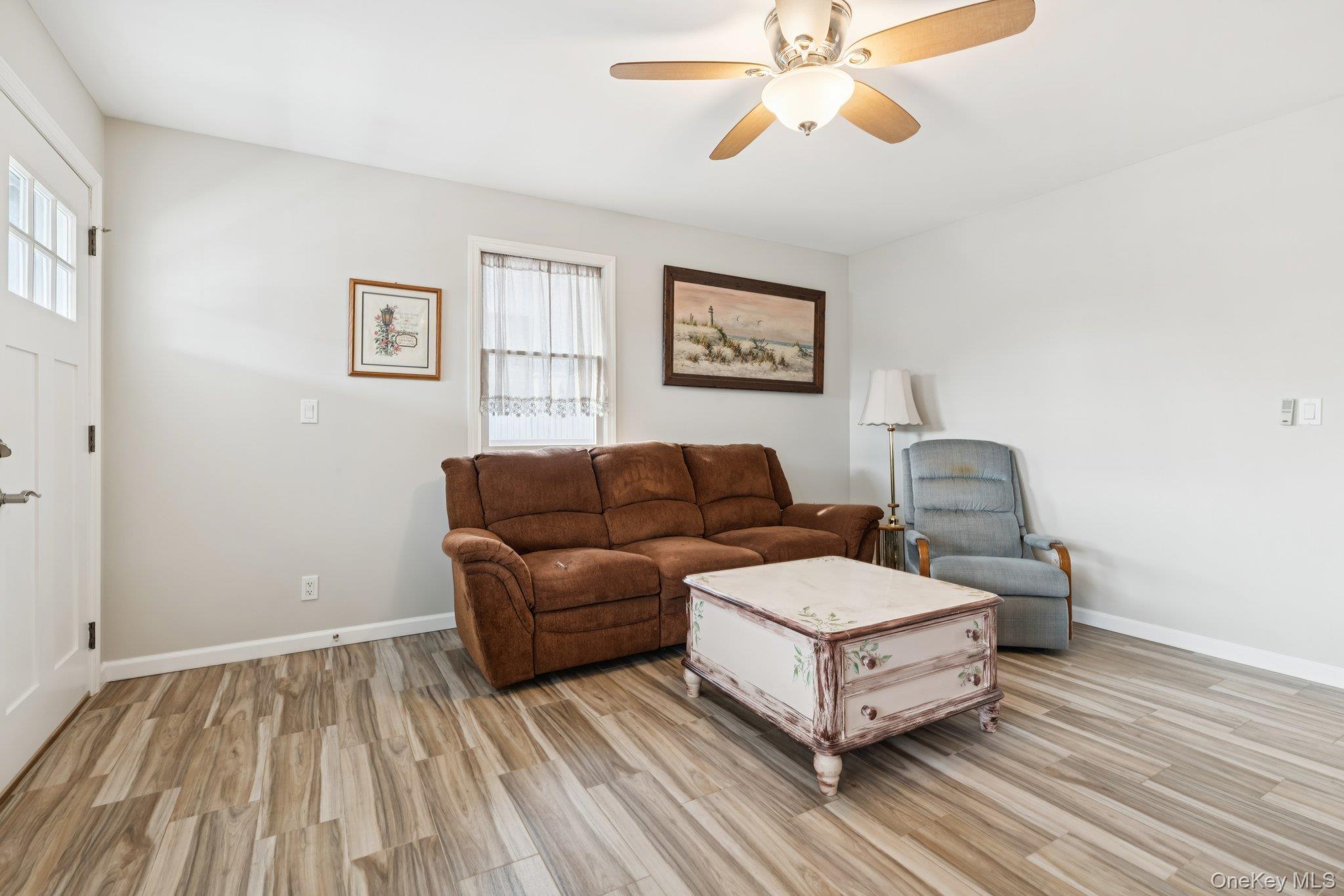 #10 photo, 3717 Somerset Drive, Seaford , NY 11783