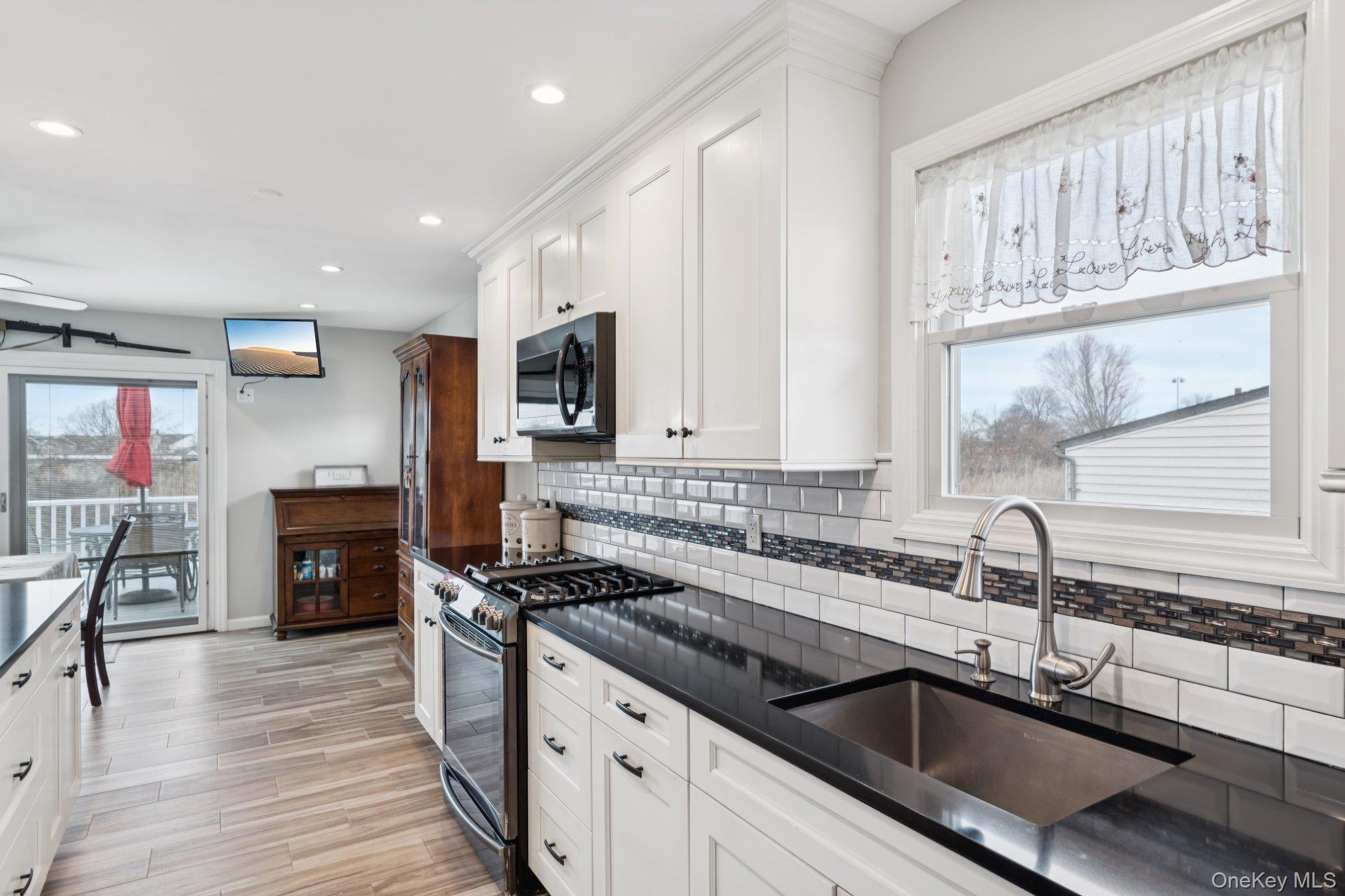 #13 photo, 3717 Somerset Drive, Seaford , NY 11783