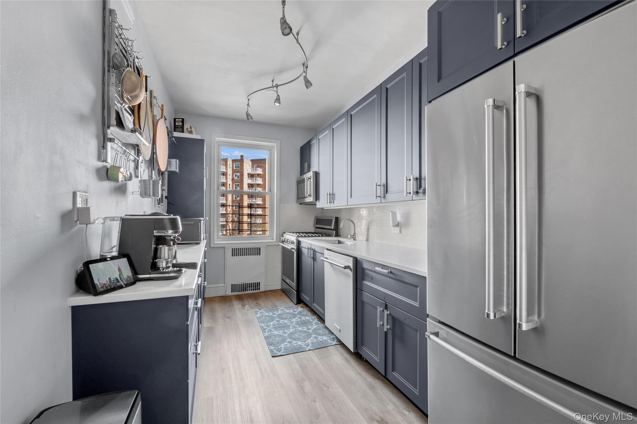 #5 photo, 110-31 73rd Road, Куинс ‖ Forest Hills , NY 11375