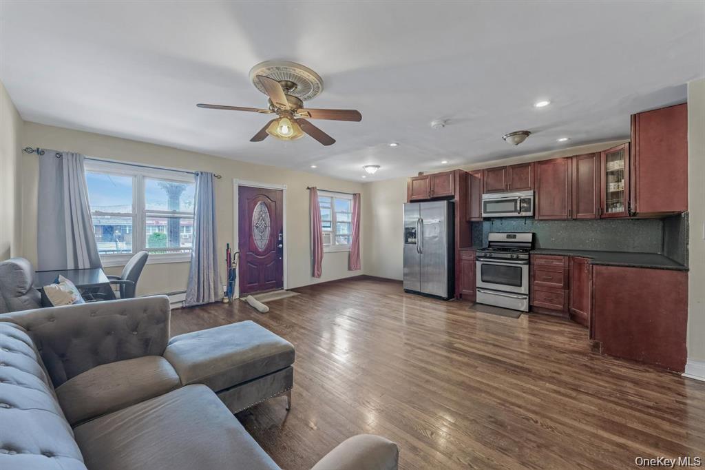 #1 photo, 10406 Avenue L, 브루클린 Brooklyn , NY 11236