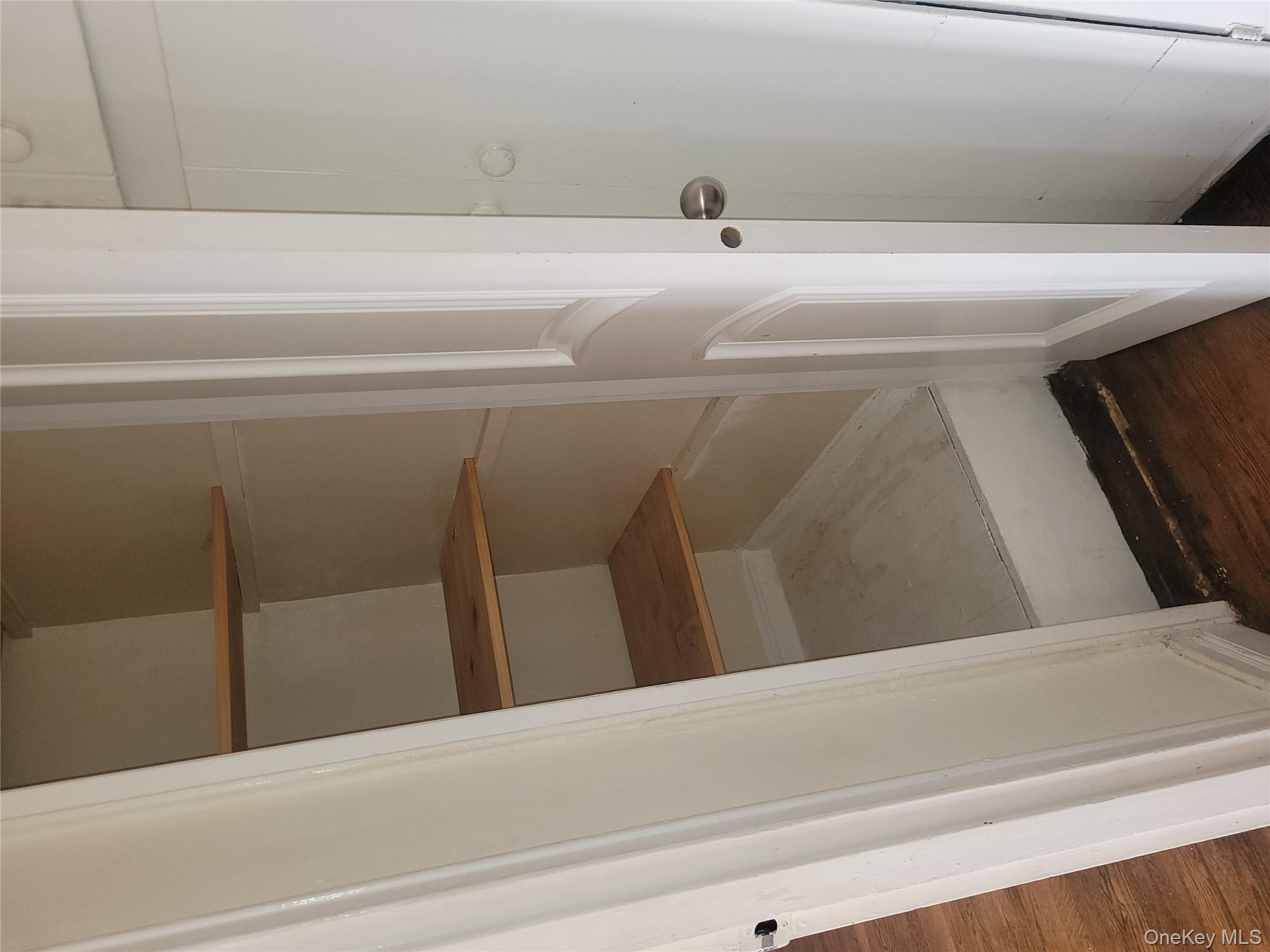 #5 photo, 10406 Avenue L, 브루클린 Brooklyn , NY 11236