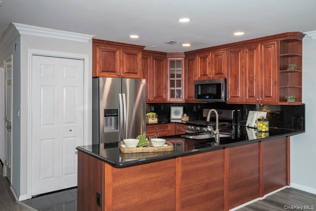 #3 photo, 11 Overlook Drive, Farmingville , NY 11738