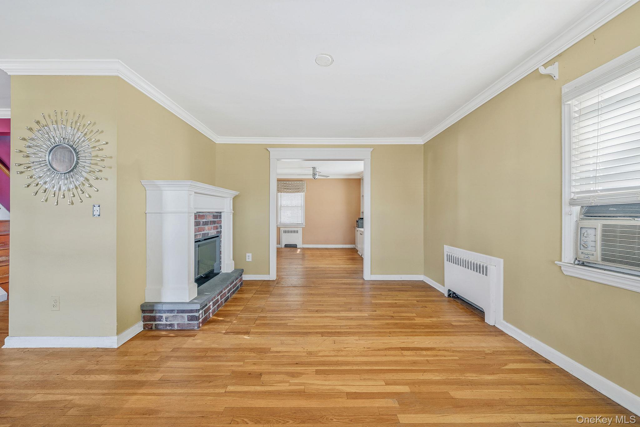 #4 photo, 8 Sherwood Road, מחוז נסאו Glen Cove , NY 11542