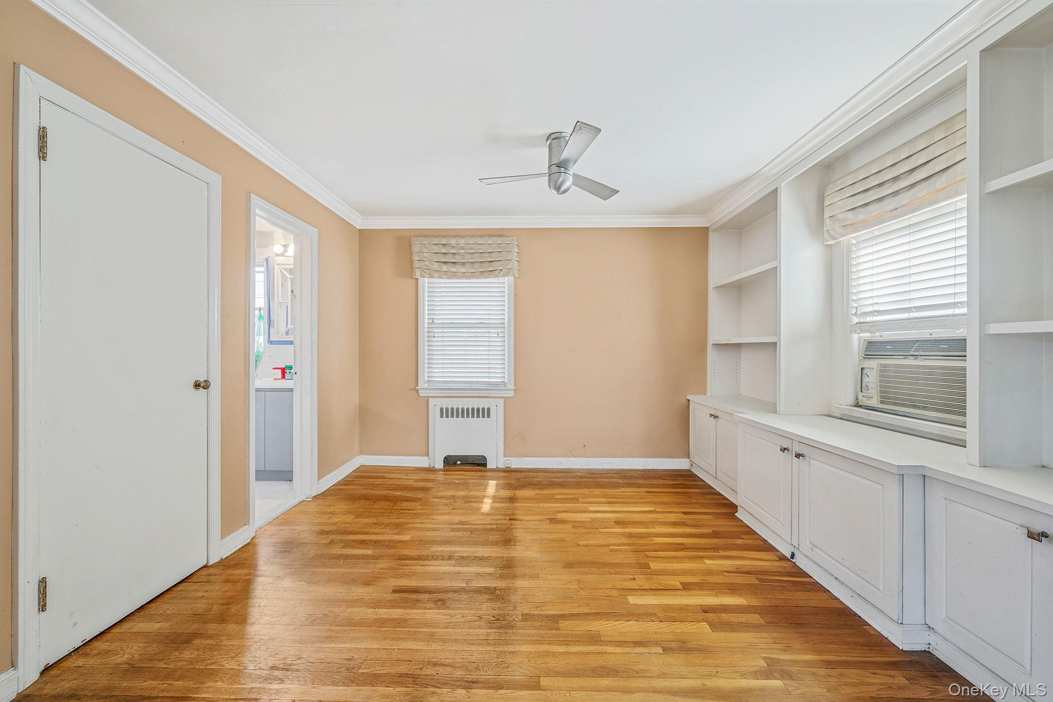 #5 photo, 8 Sherwood Road, מחוז נסאו Glen Cove , NY 11542