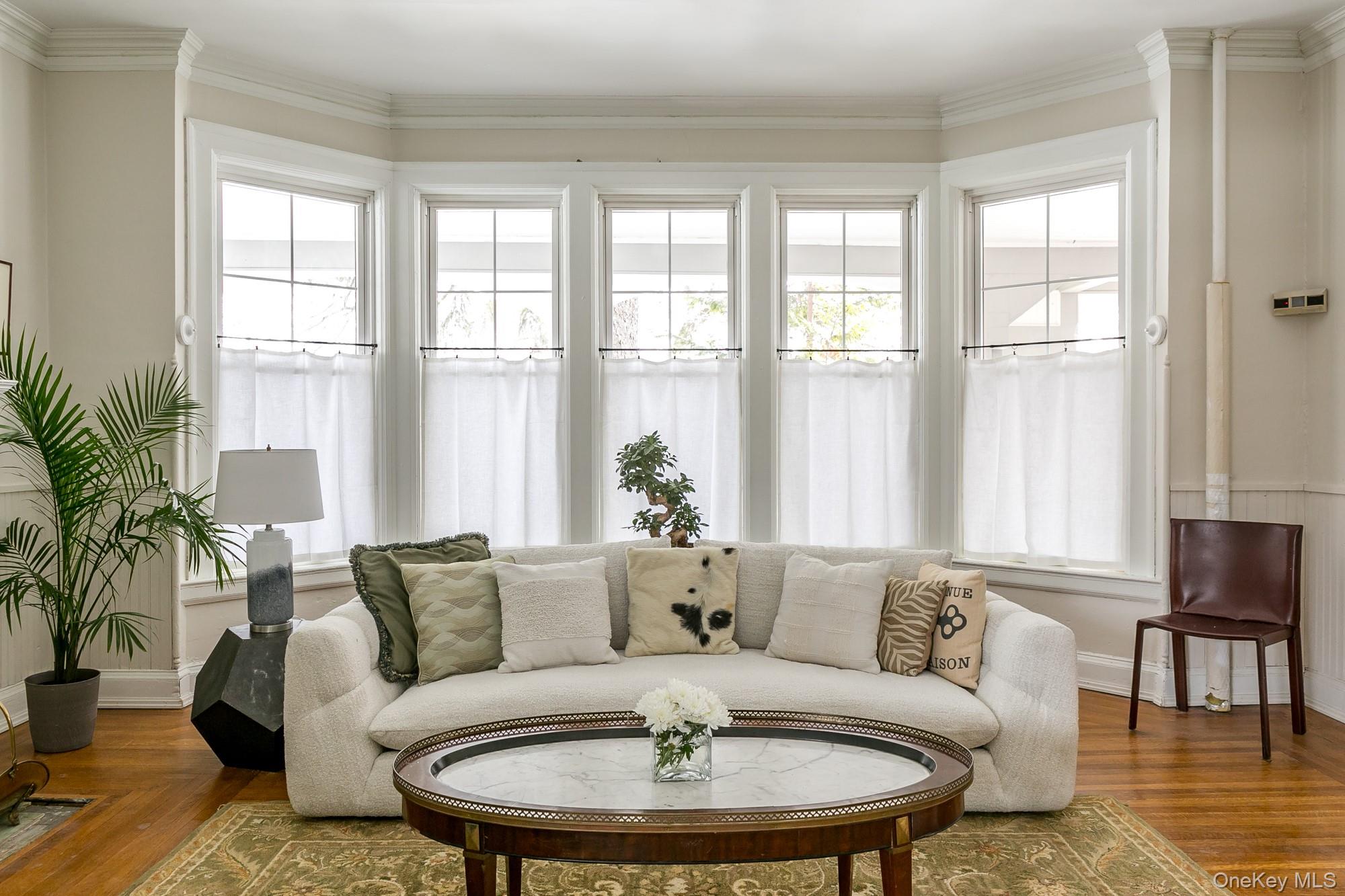 #8 photo, 2 S Pine Avenue, Colonie , NY 12208