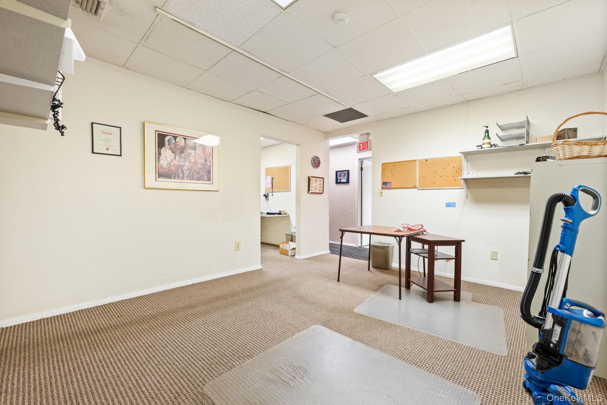 #15 photo, 244 N Main Street, 纽约州 New City , NY 10956