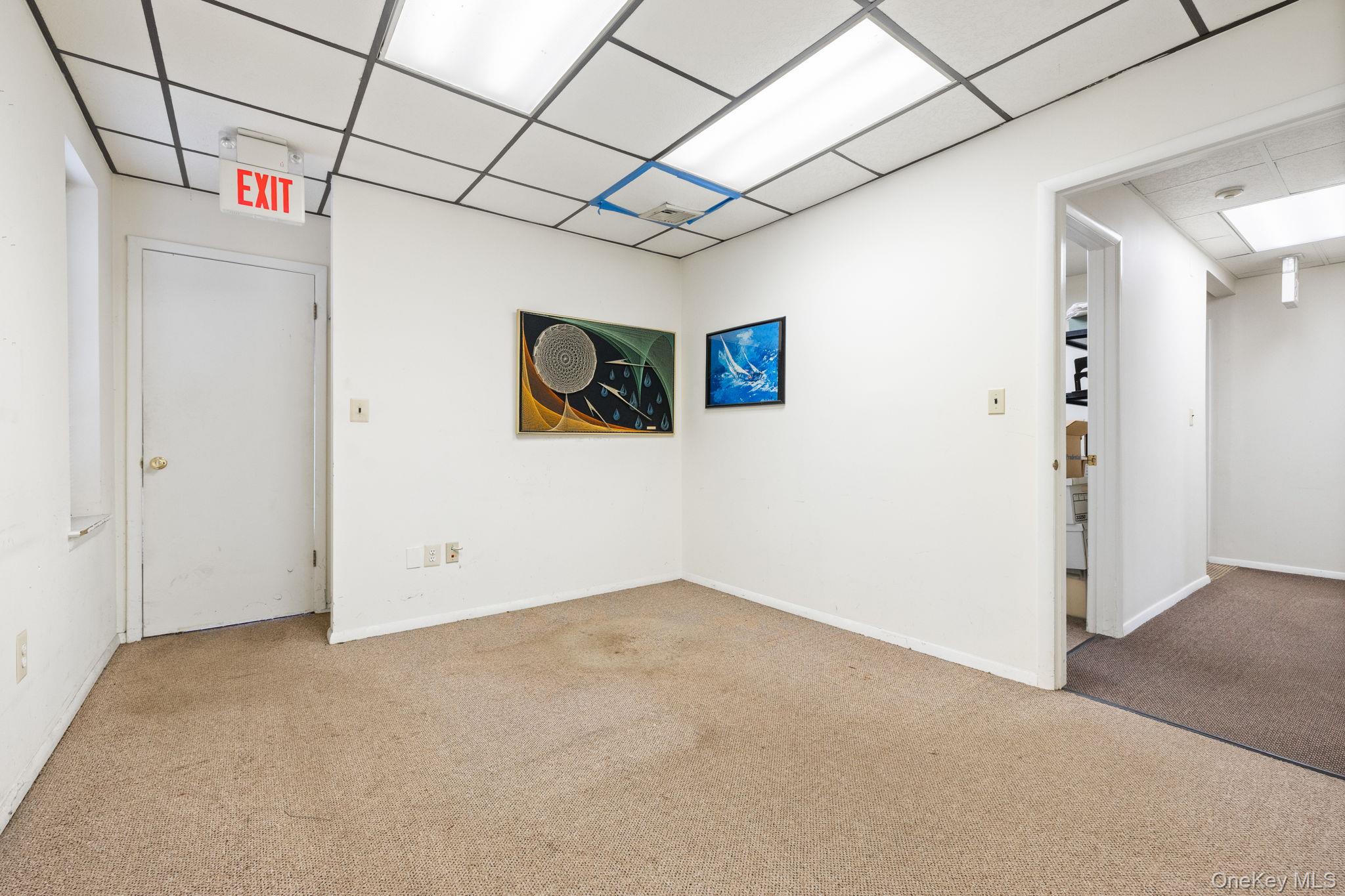 #6 photo, 244 N Main Street, 纽约州 New City , NY 10956