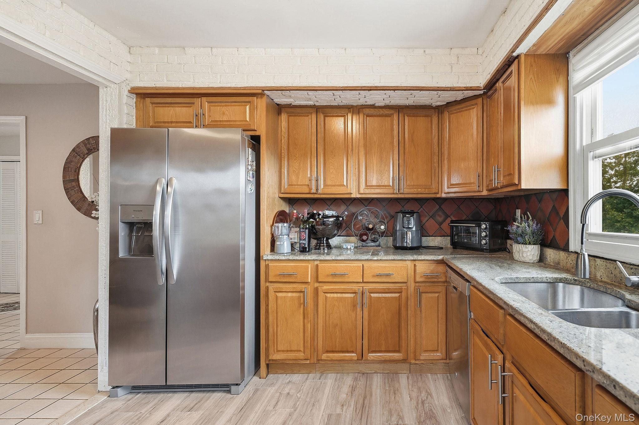 #7 photo, 8 Elicar Terrace, Yonkers , NY 10701