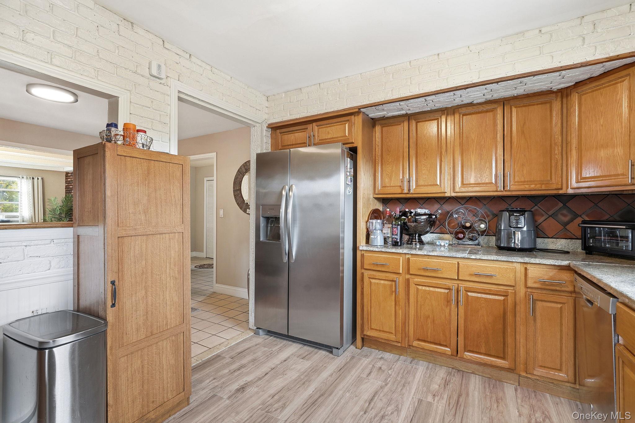 #8 photo, 8 Elicar Terrace, Yonkers , NY 10701