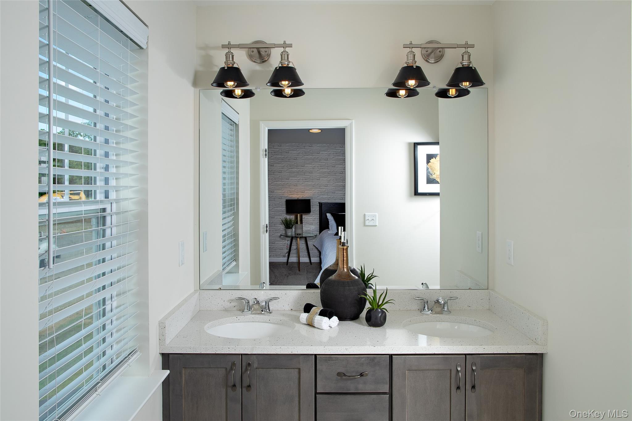 #14 photo, 105 Creek, Poughkeepsie , NY 12601