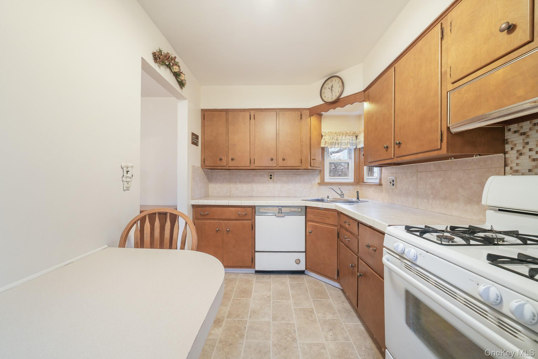 #15 photo, 6 Lombardi Road, Pearl River , NY 10965