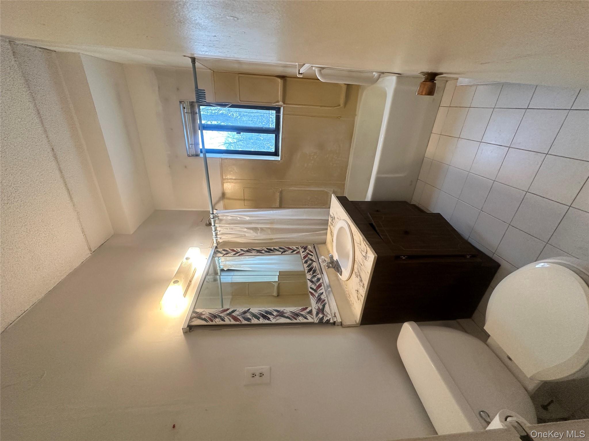 #14 photo, 160 Academy Street, Poughkeepsie , NY 12601