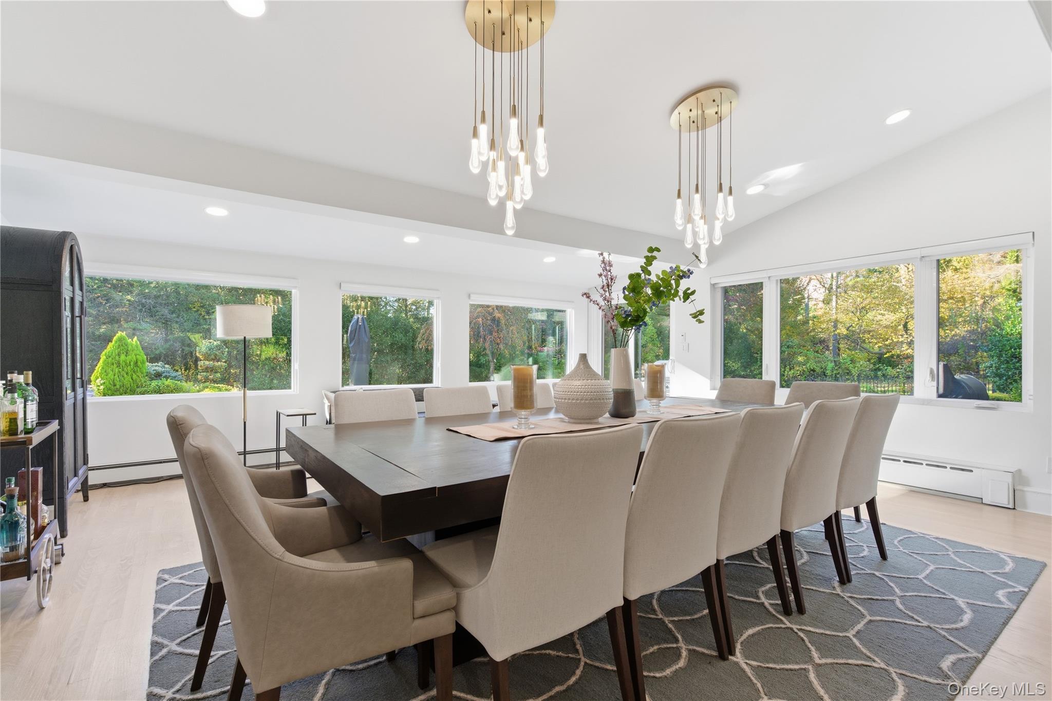 #13 photo, 108 Bacon Road, नासाउ काउंटी Old Westbury , NY 11568