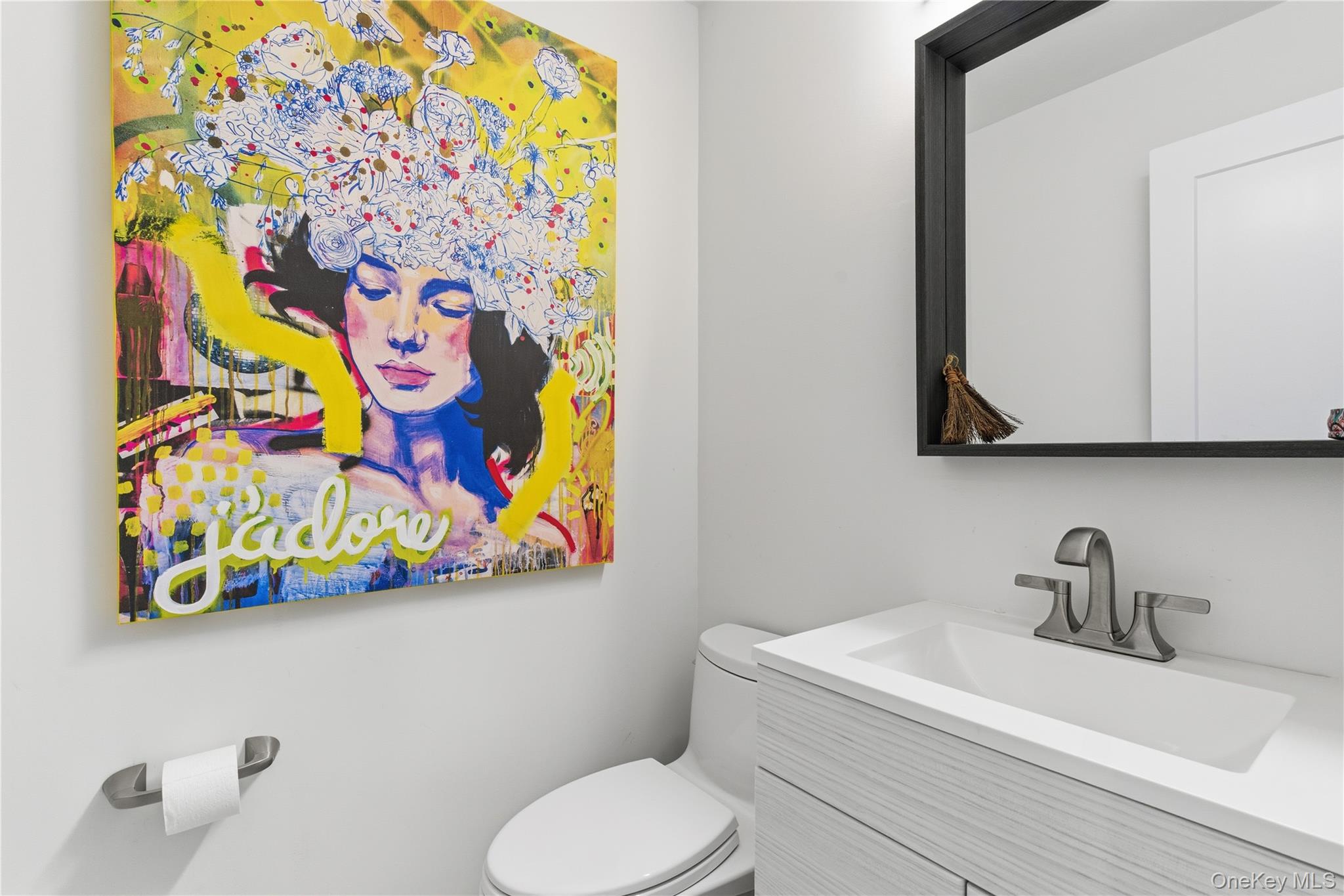 #9 photo, 108 Bacon Road, नासाउ काउंटी Old Westbury , NY 11568