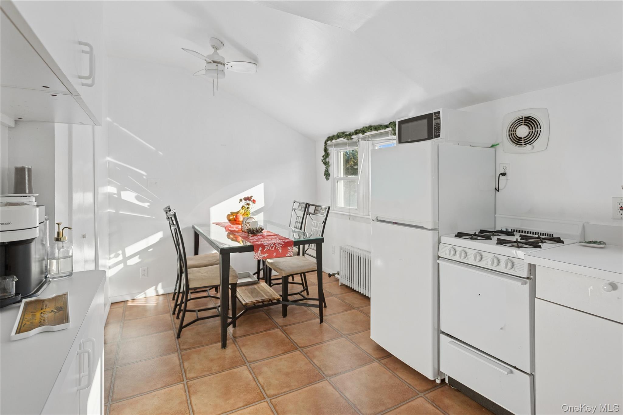 #13 photo, 107 Pacific Boulevard, Long Beach , NY 11561