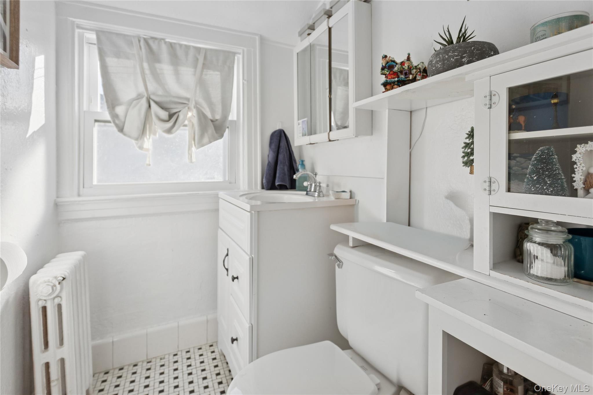 #16 photo, 107 Pacific Boulevard, Long Beach , NY 11561