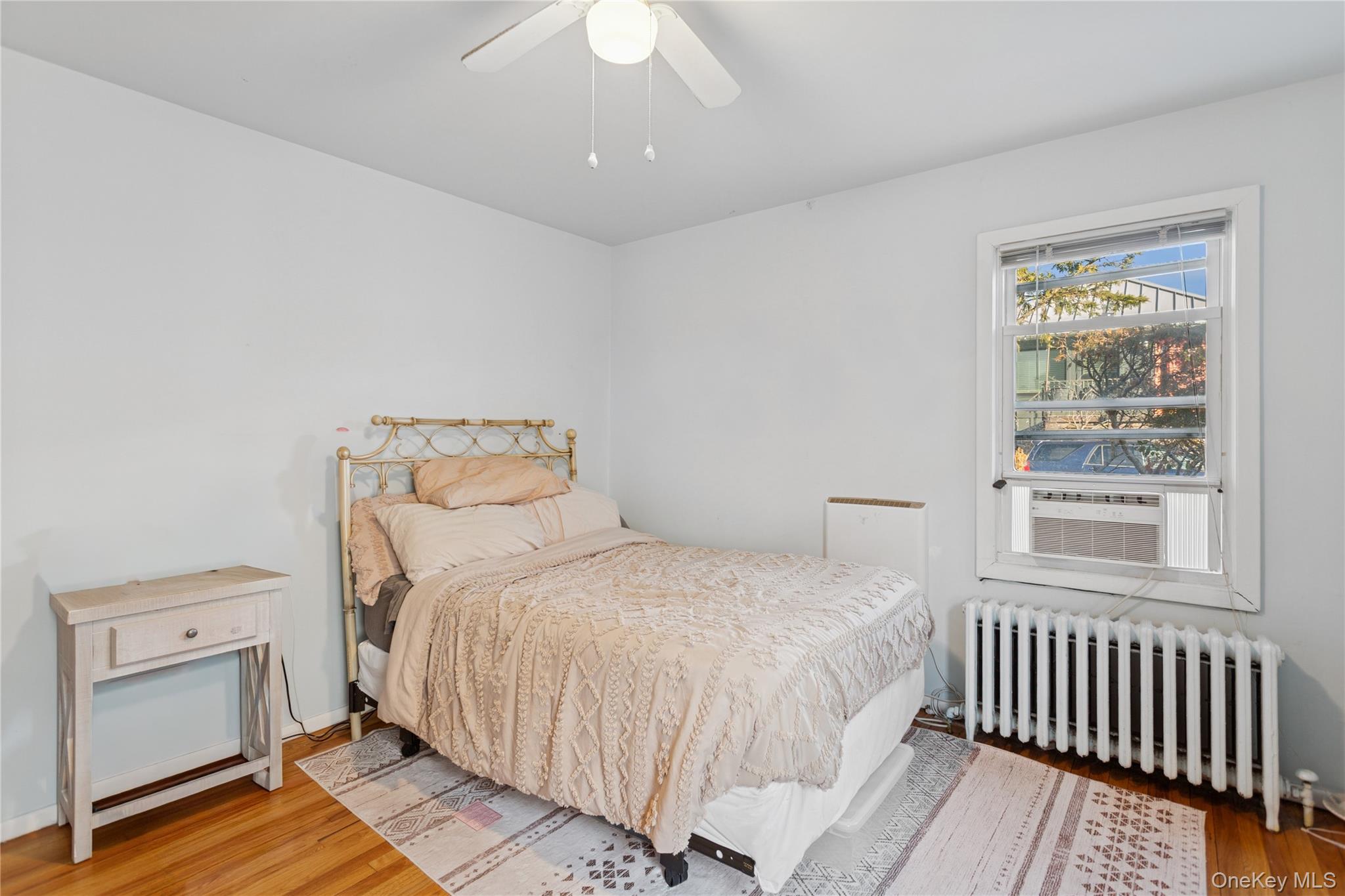 #8 photo, 107 Pacific Boulevard, Long Beach , NY 11561