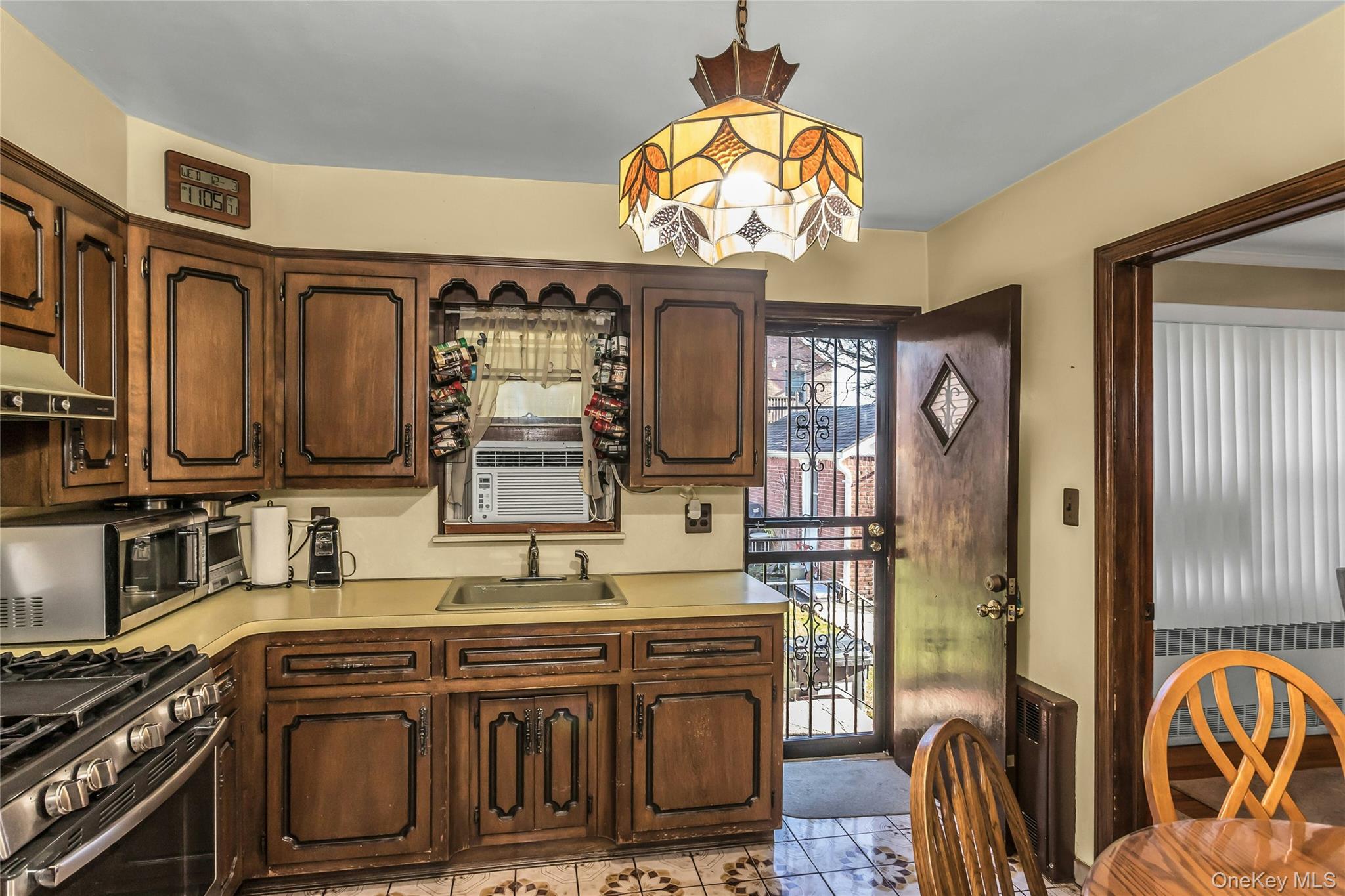 #11 photo, 78-37 267th Street, Glen Oaks , NY 11004