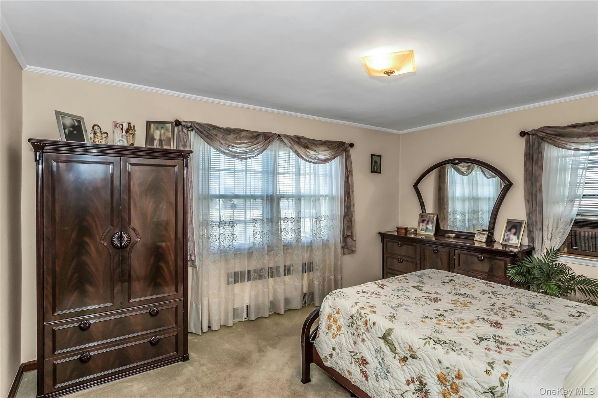 #13 photo, 78-37 267th Street, Glen Oaks , NY 11004