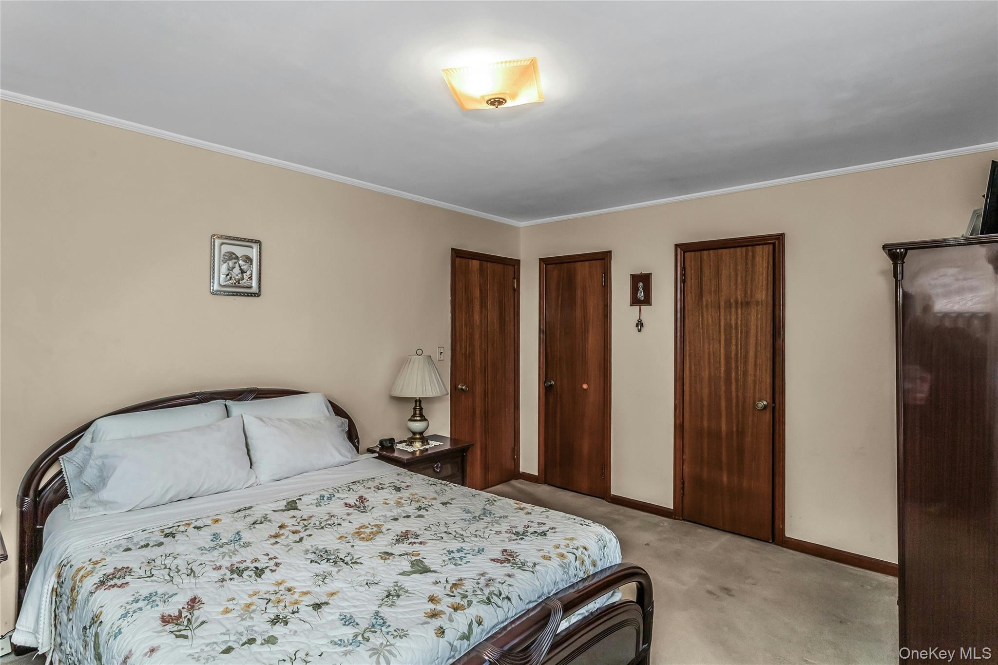 #14 photo, 78-37 267th Street, Glen Oaks , NY 11004