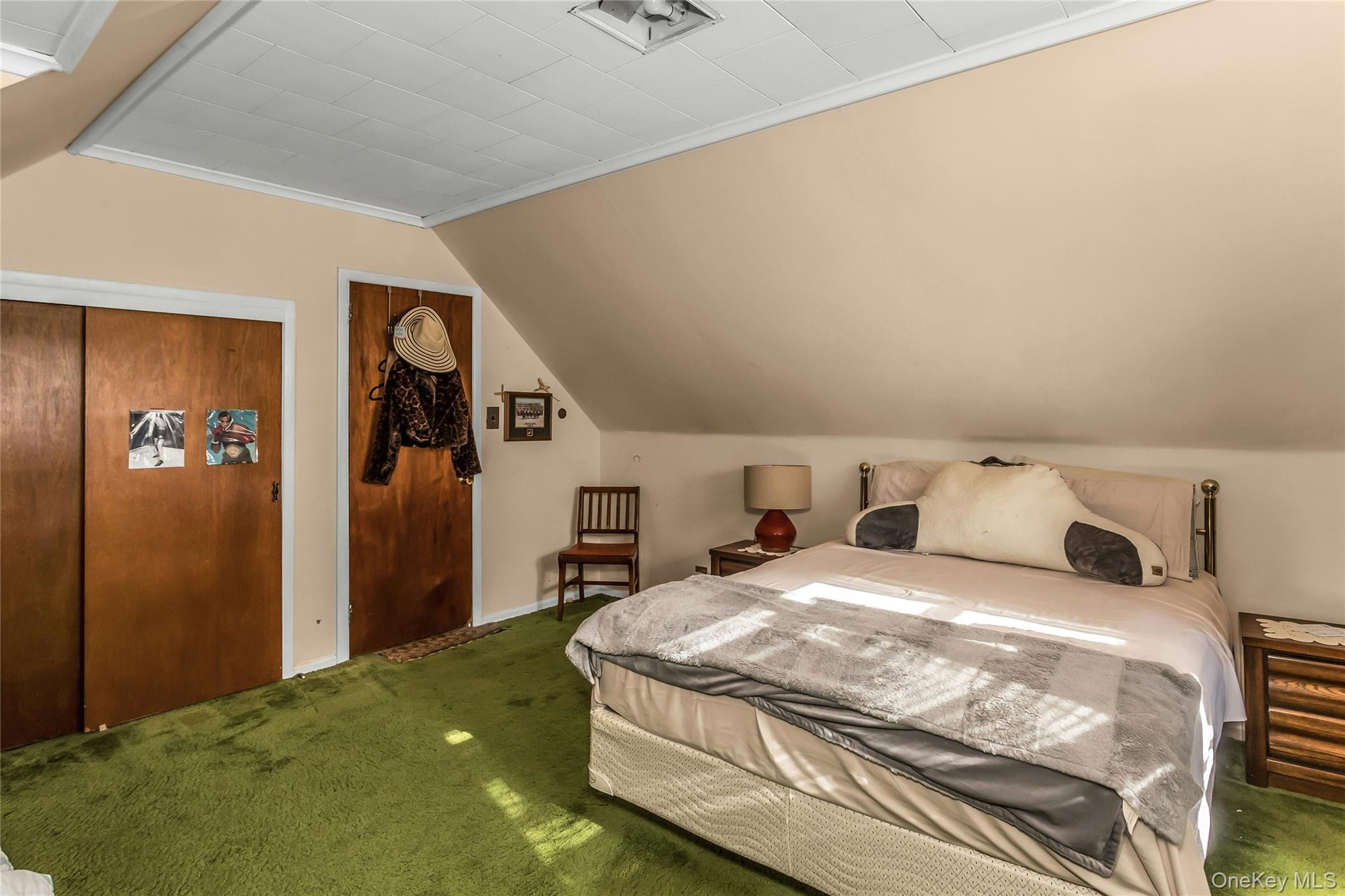 #20 photo, 78-37 267th Street, Glen Oaks , NY 11004