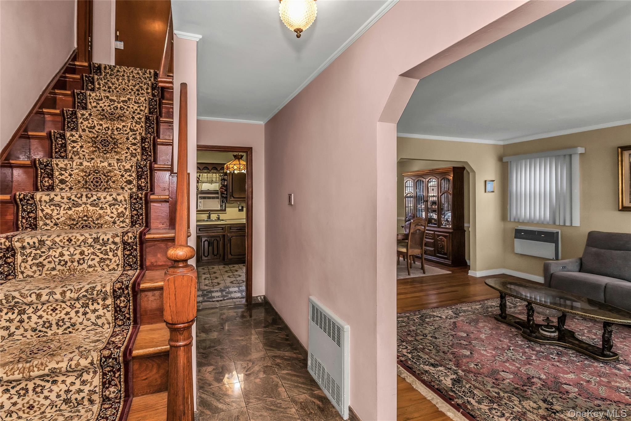 #4 photo, 78-37 267th Street, Glen Oaks , NY 11004