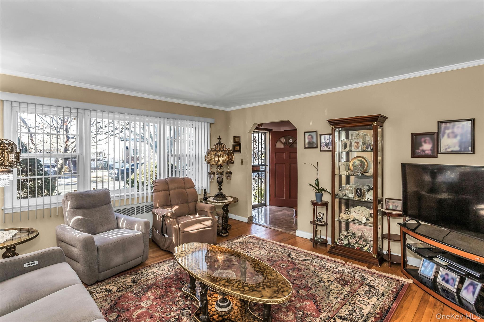 #5 photo, 78-37 267th Street, Glen Oaks , NY 11004