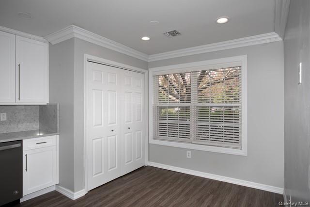 #4 photo, 69 Overlook Drive, Farmingville , NY 11738