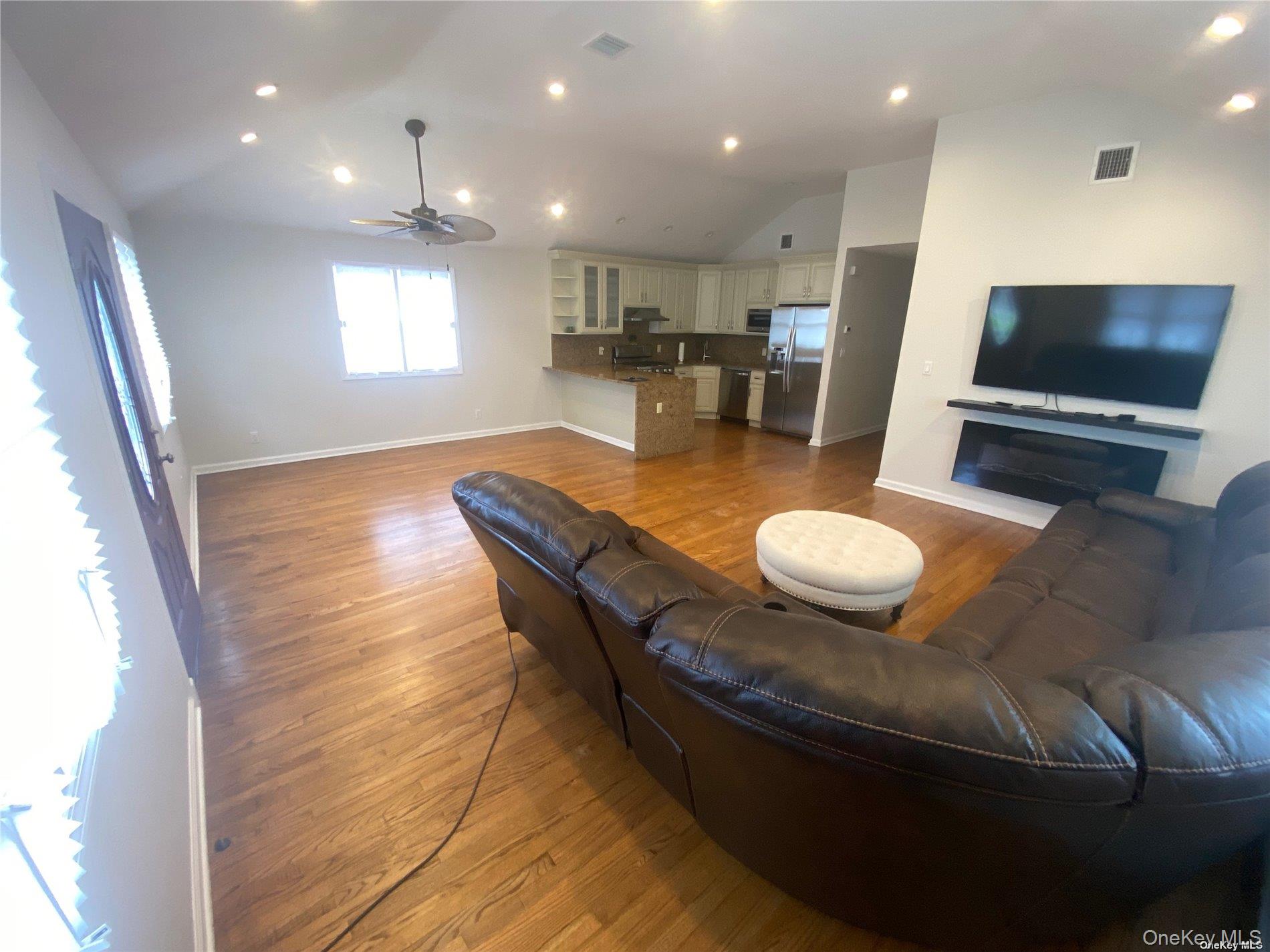 #11 photo, 2121 Atlantic Boulevard, Atlantic Beach , NY 11509