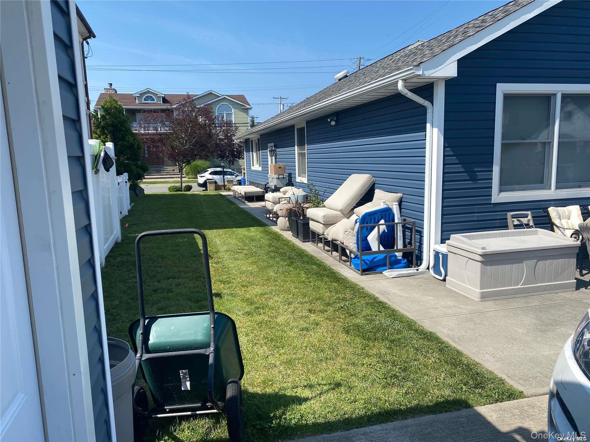 #3 photo, 2121 Atlantic Boulevard, Atlantic Beach , NY 11509