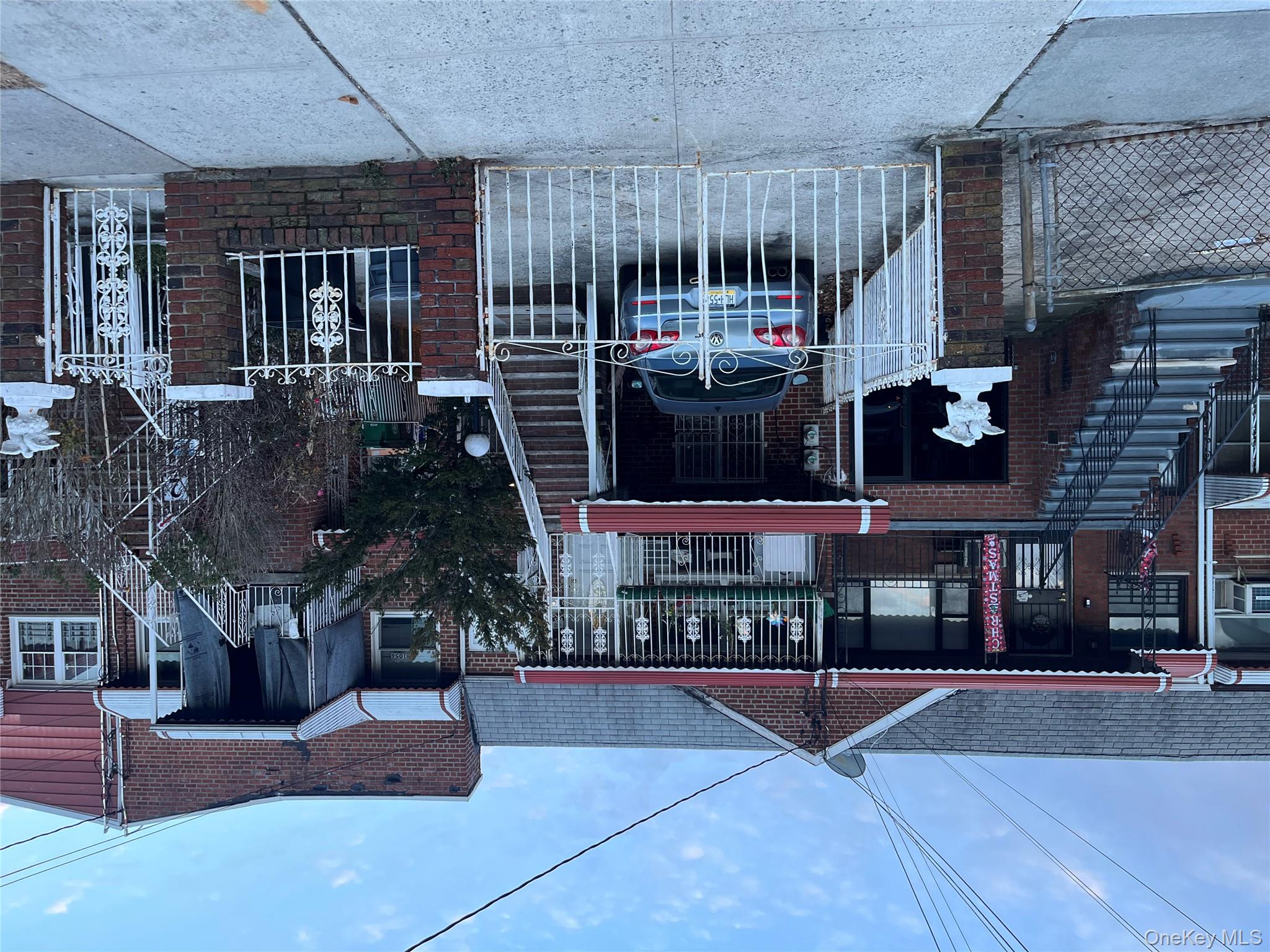 #1 photo, 1060 E 105th Street, ব্রুকলিন Brooklyn , NY 11236