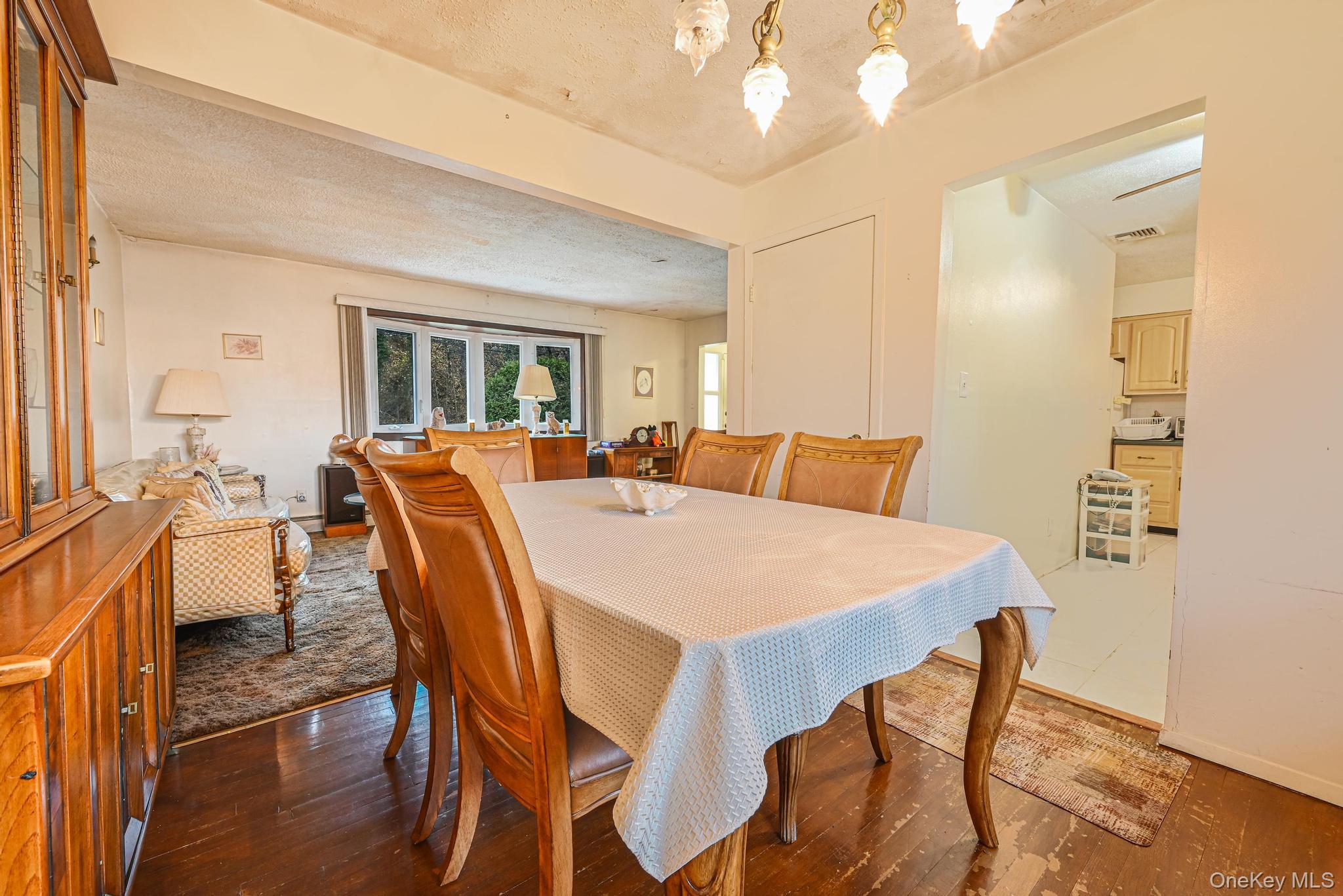 #7 photo, 45 Roslyn Road, מחוז נסאו Roslyn Heights , NY 11577